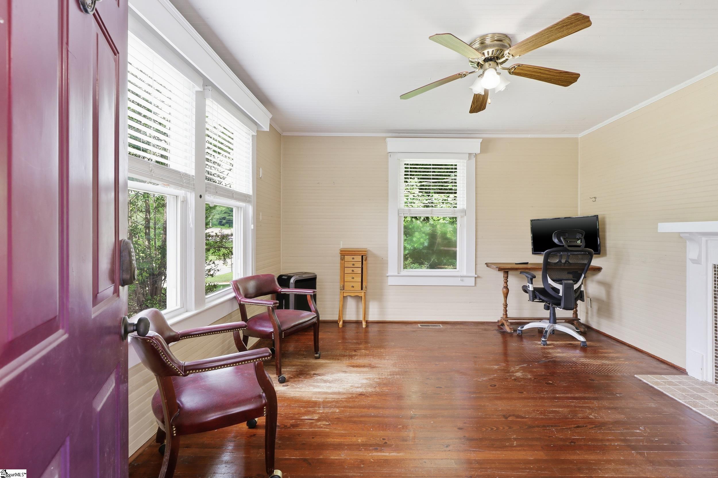 532 Gentry Memorial Highway Easley, SC 29640