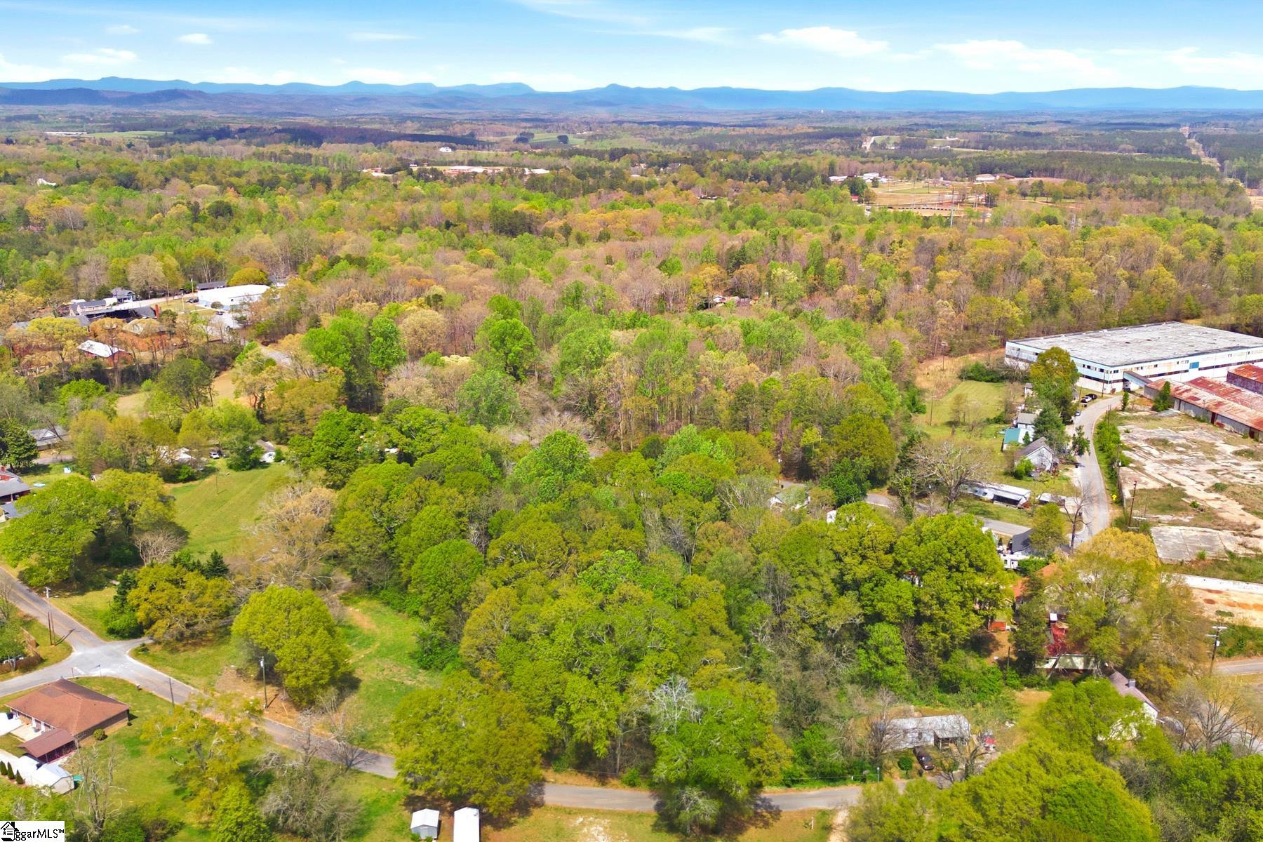 603 E Abbey Street Westminster, SC 29693