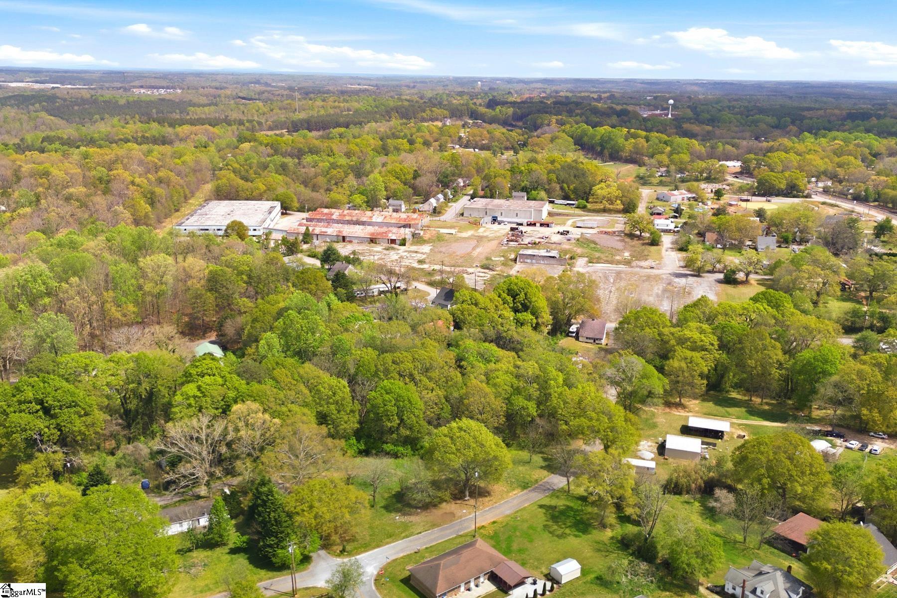603 E Abbey Street Westminster, SC 29693