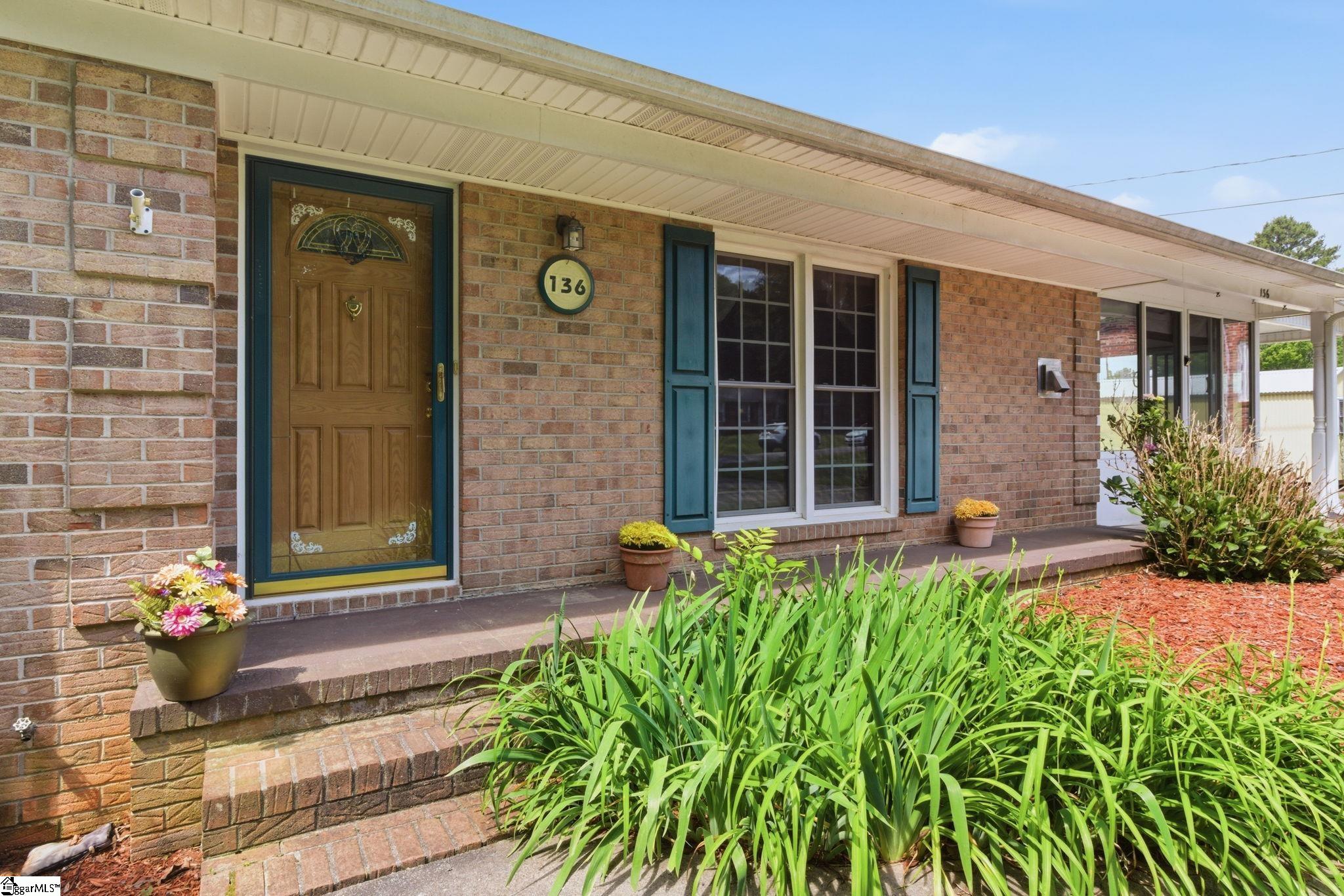 136 Country Club Road Gaffney, SC 29340