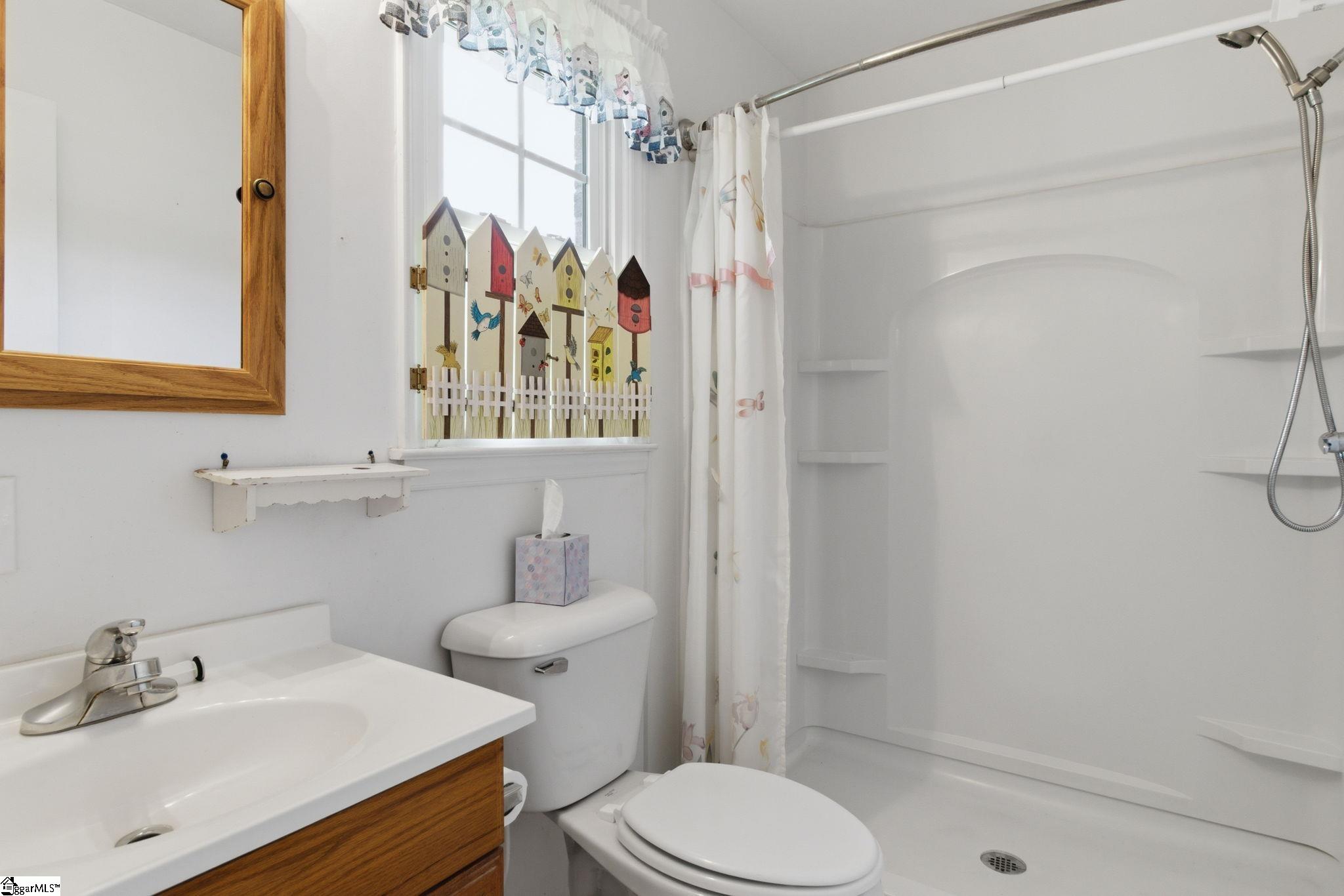 136 Country Club Road Gaffney, SC 29340