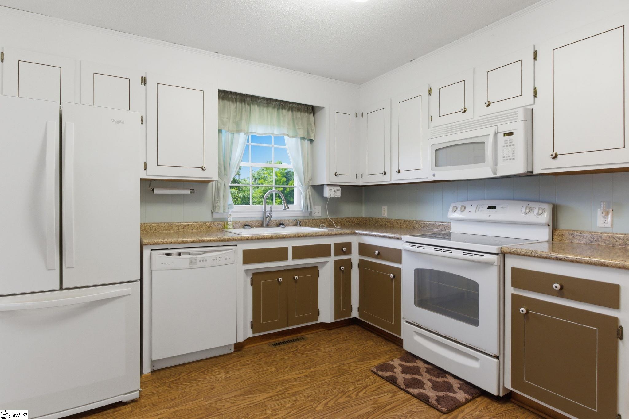 136 Country Club Road Gaffney, SC 29340