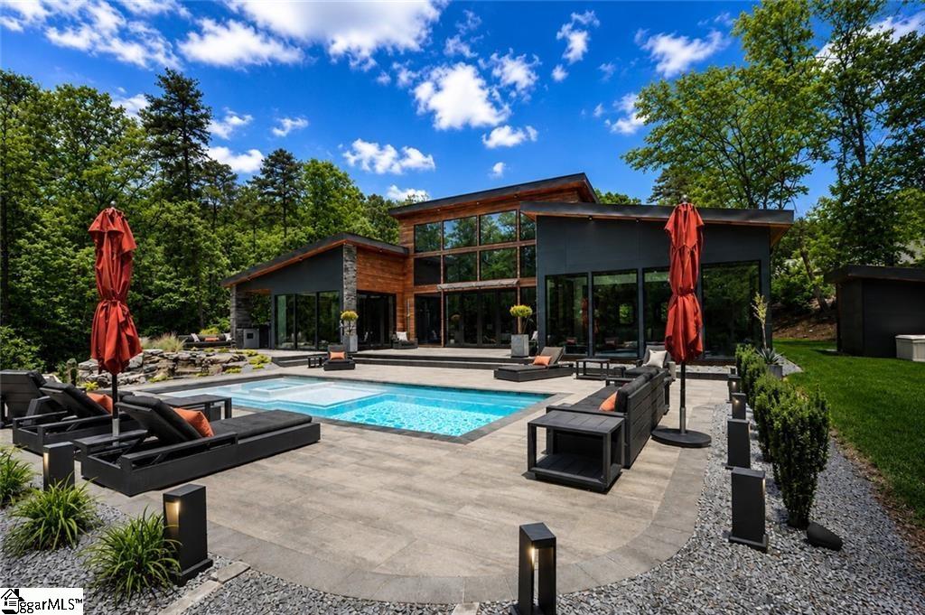 1143 Hawk Harbor Drive Anderson, SC 29625