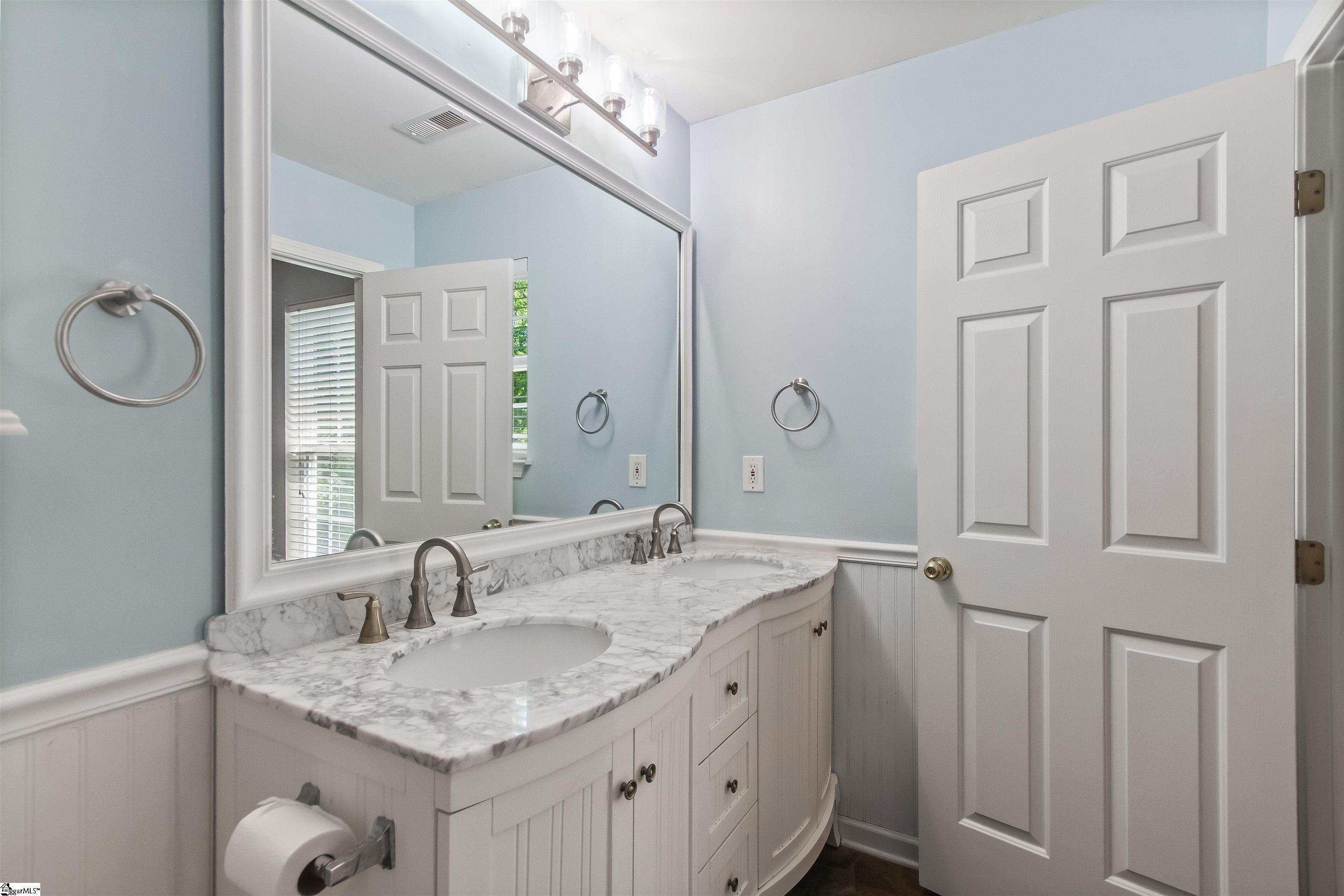 39 Heritage Oak Way Simpsonville, SC 29681