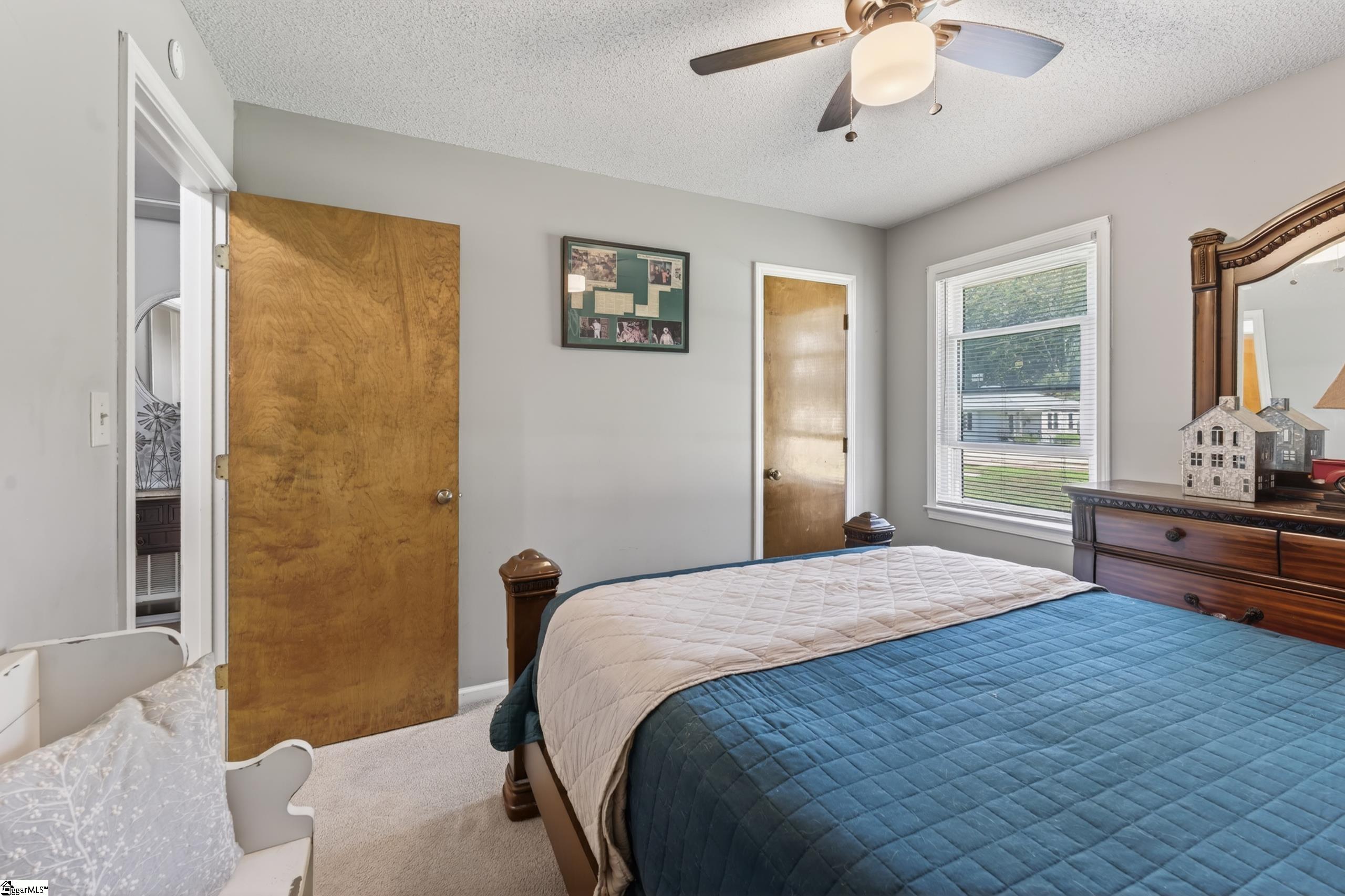 135 W Church Street Cowpens, SC 29330