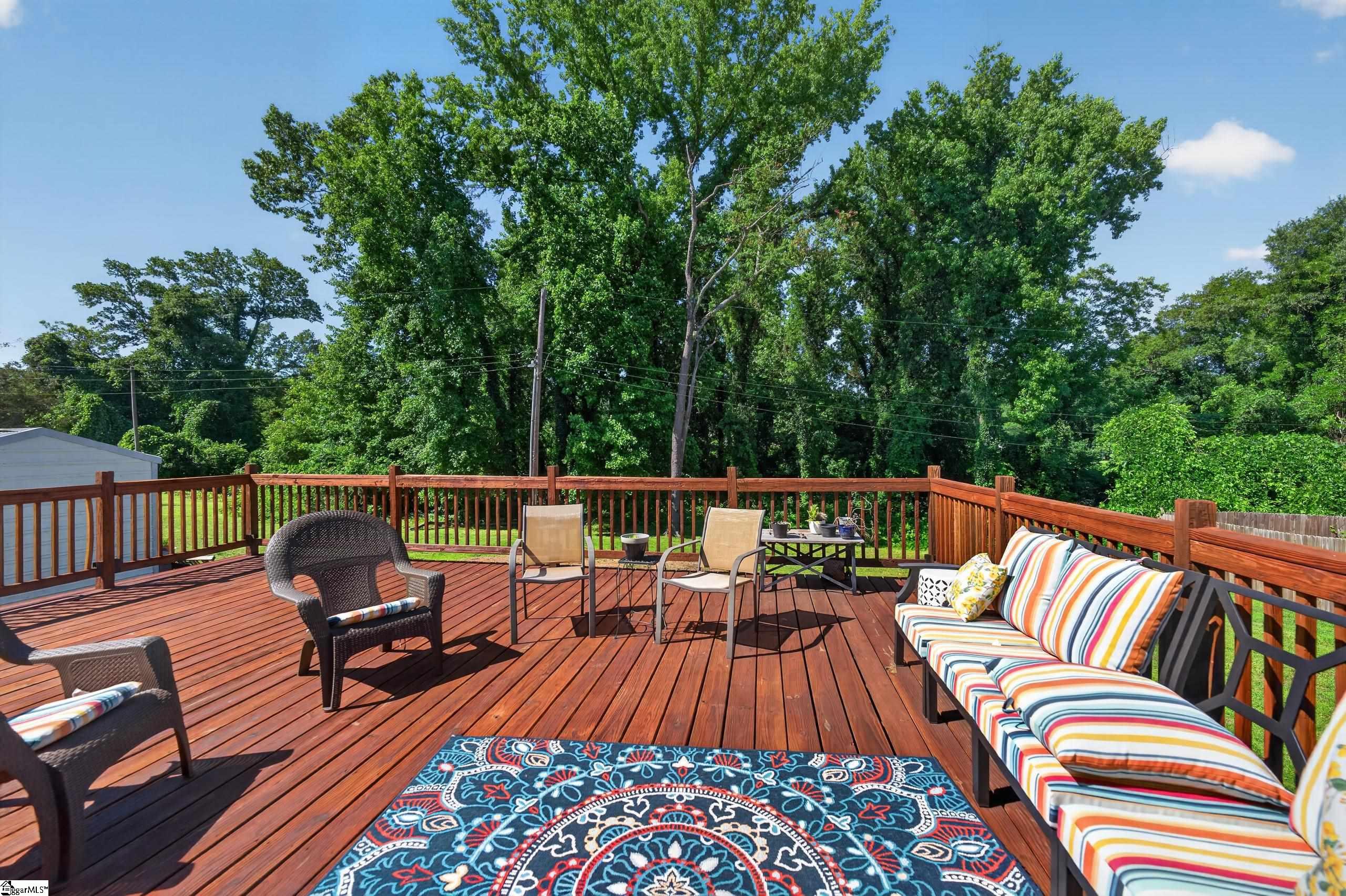 135 W Church Street Cowpens, SC 29330