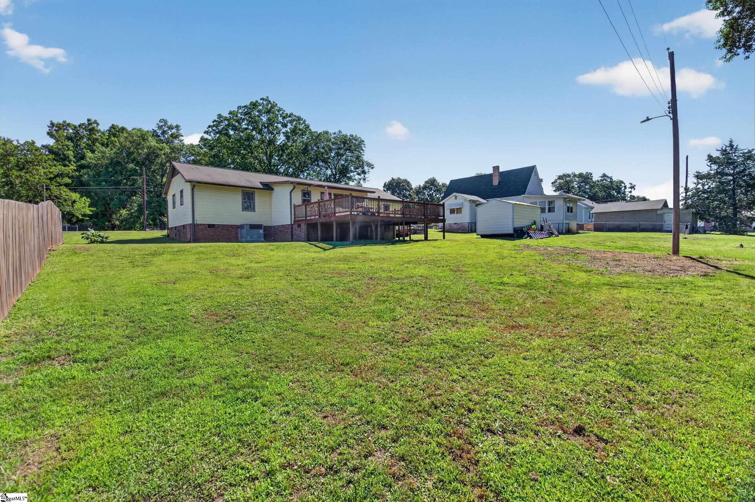 135 W Church Street Cowpens, SC 29330