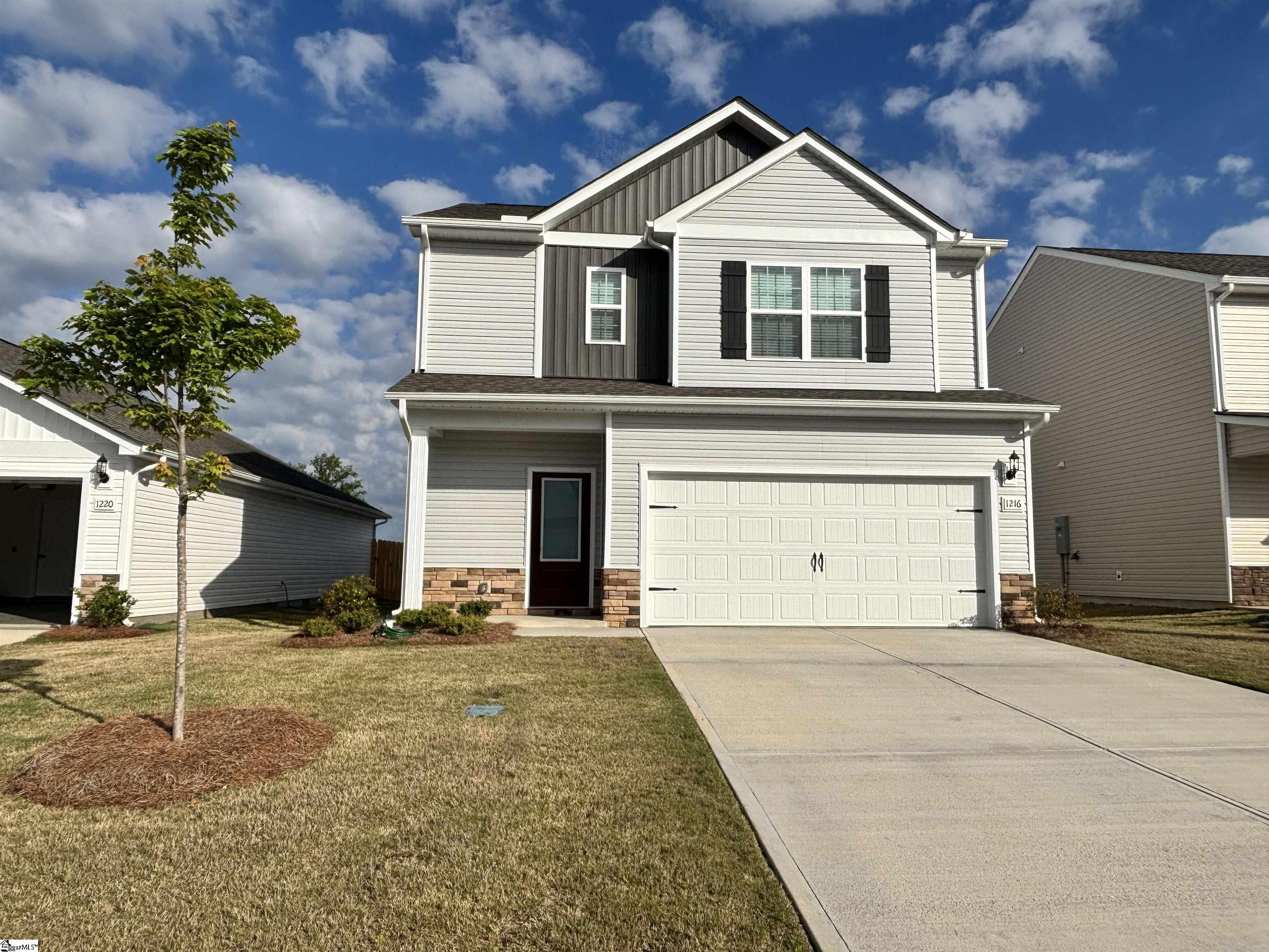1216 Crested Iris Street Moore, SC 29369