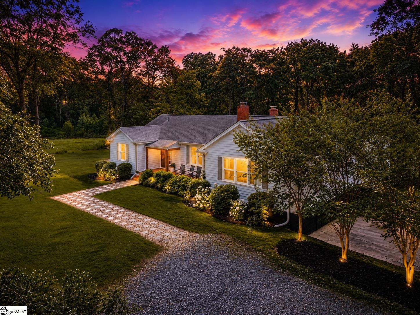 39 Stallings Road Greenville, SC 29611
