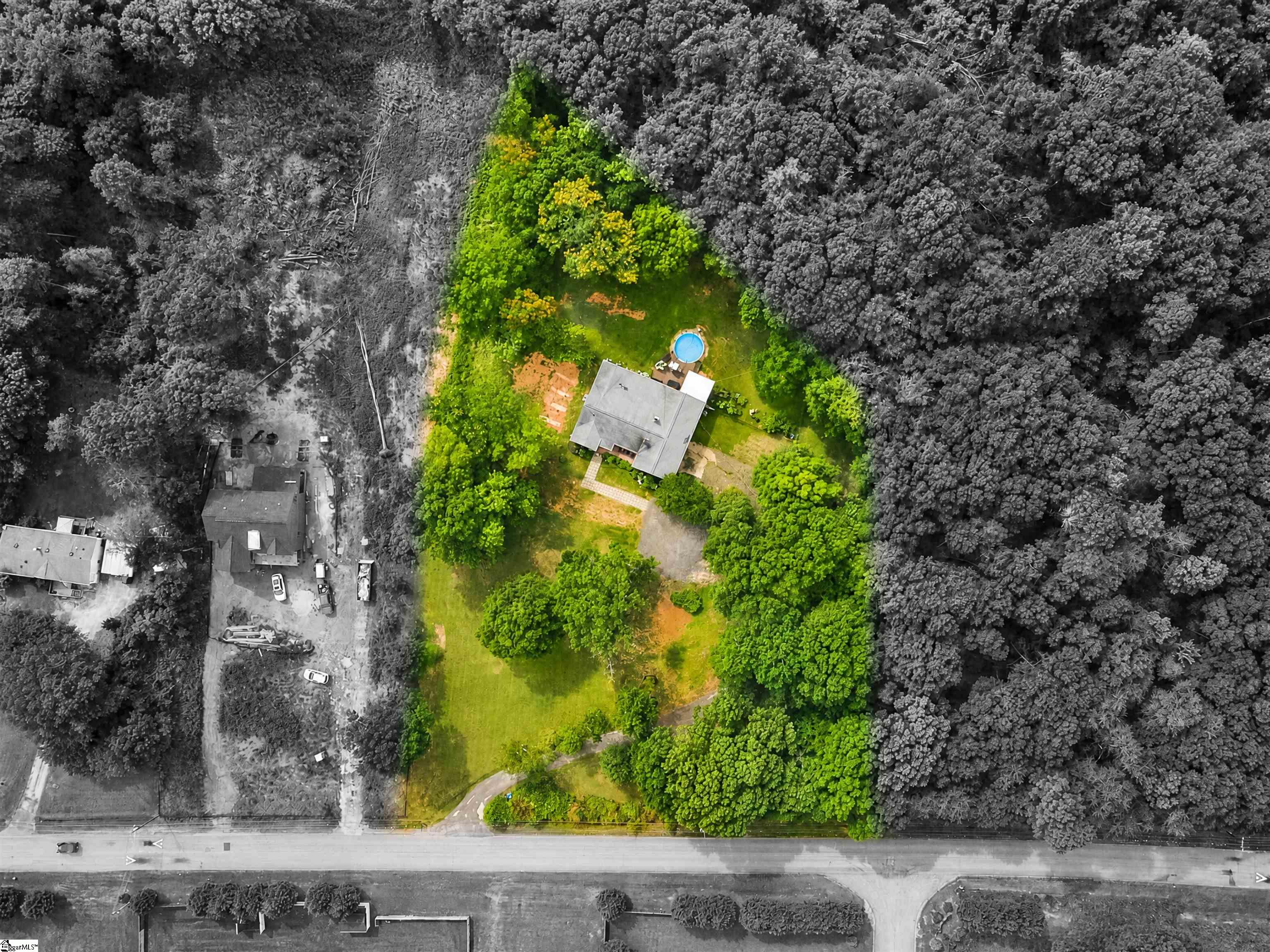 39 Stallings Road Greenville, SC 29611