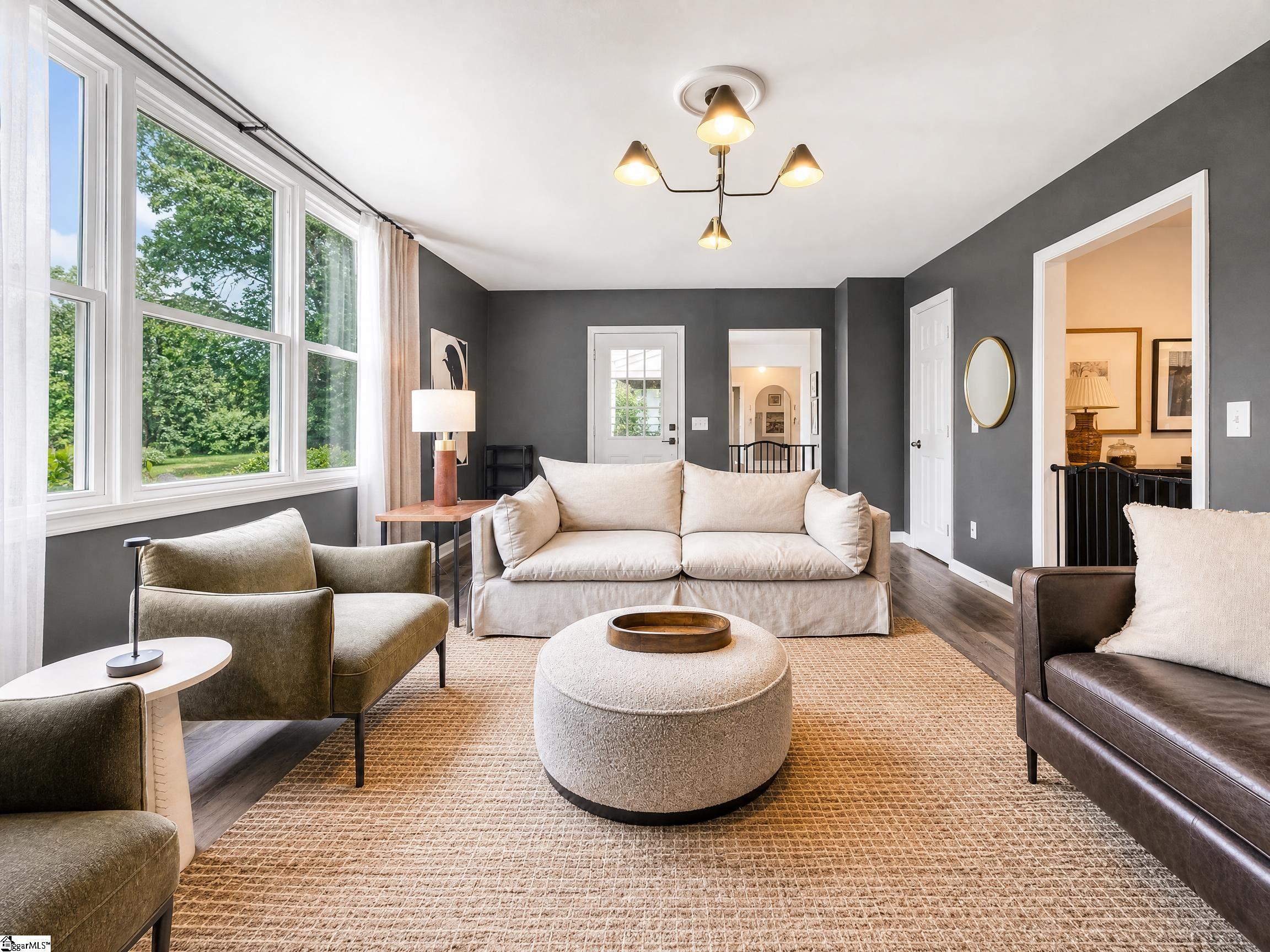 39 Stallings Road Greenville, SC 29611
