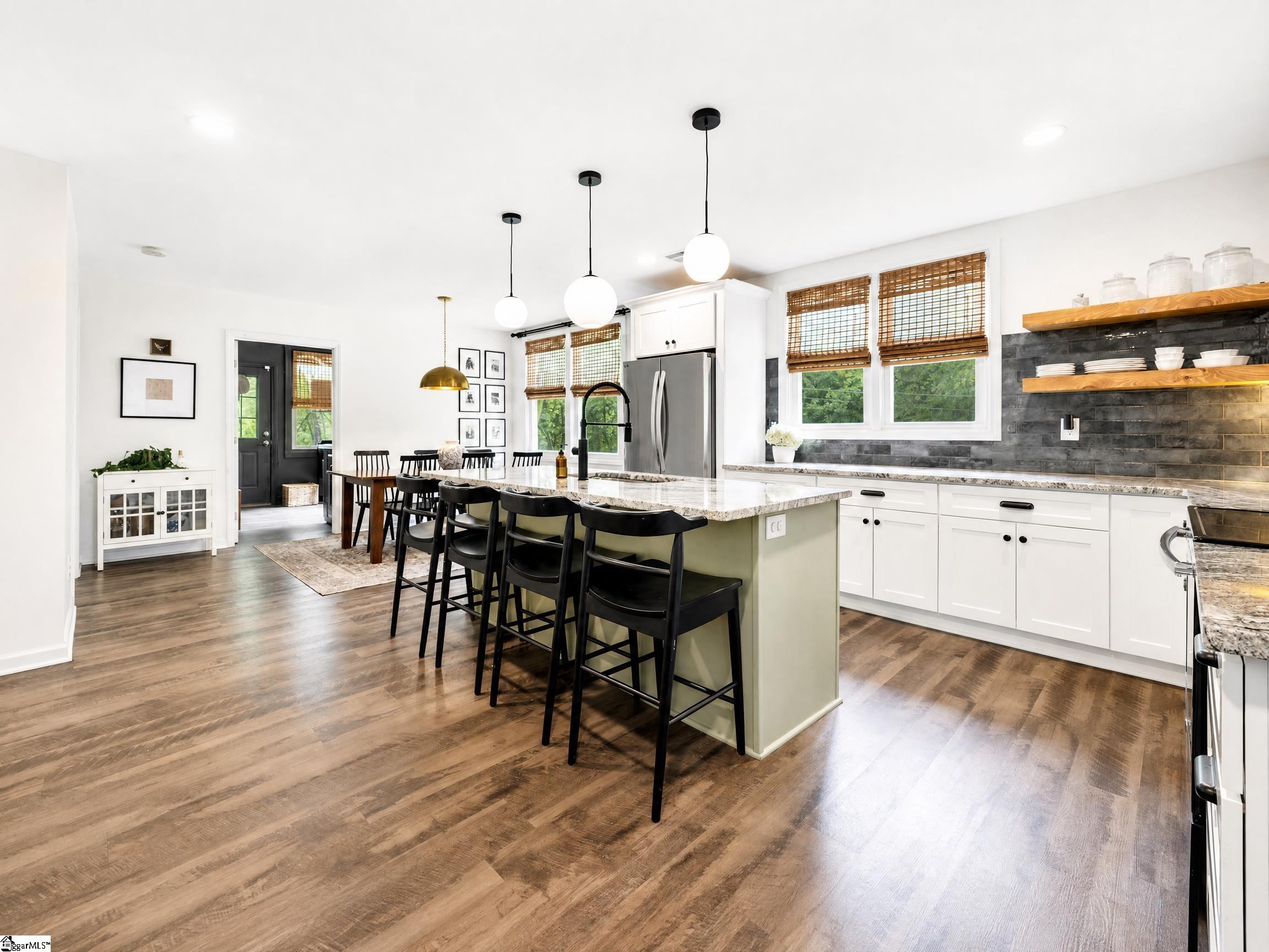 39 Stallings Road Greenville, SC 29611