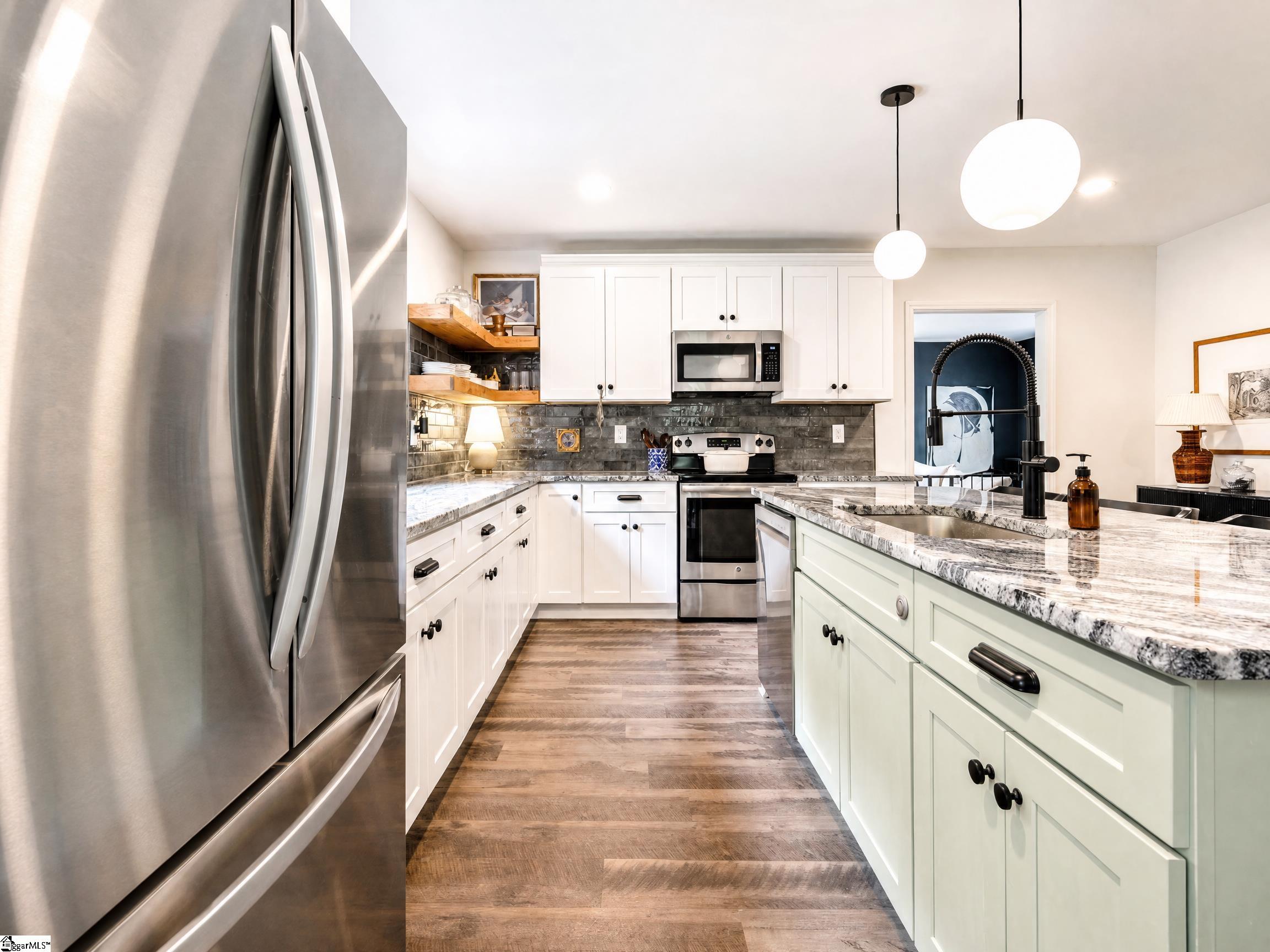 39 Stallings Road Greenville, SC 29611
