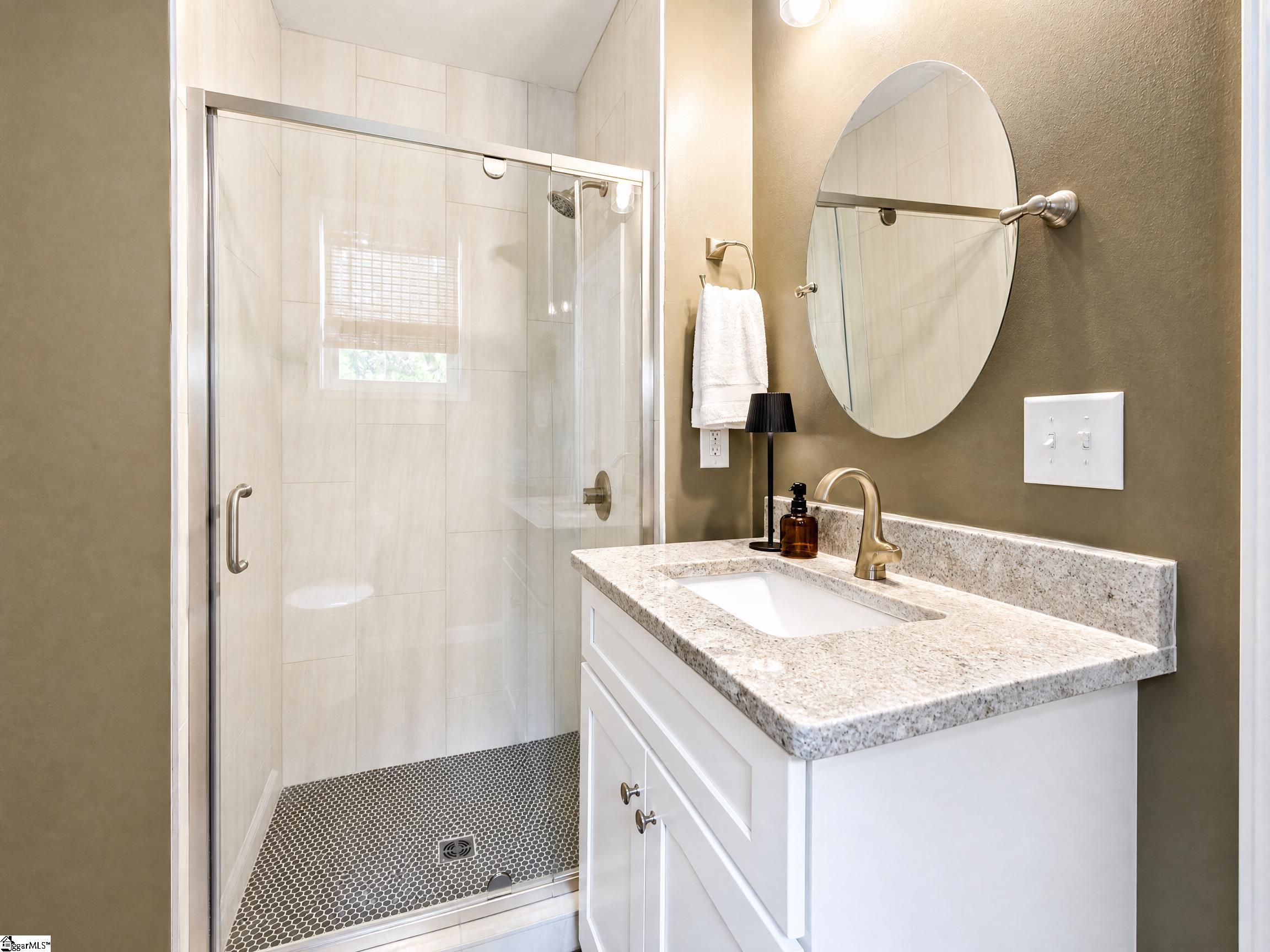 39 Stallings Road Greenville, SC 29611