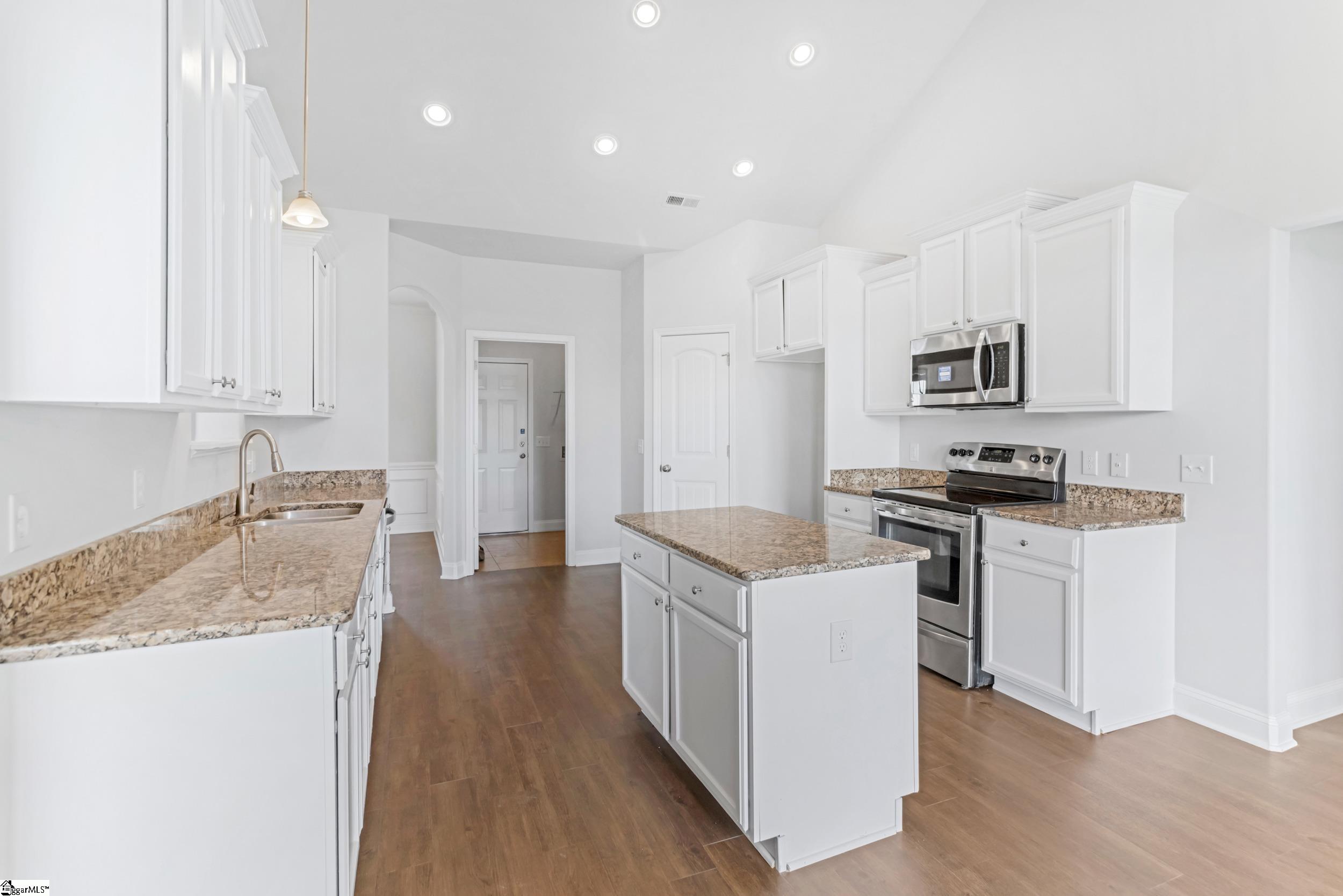 917 Garnet Drive Chesnee, SC 29323