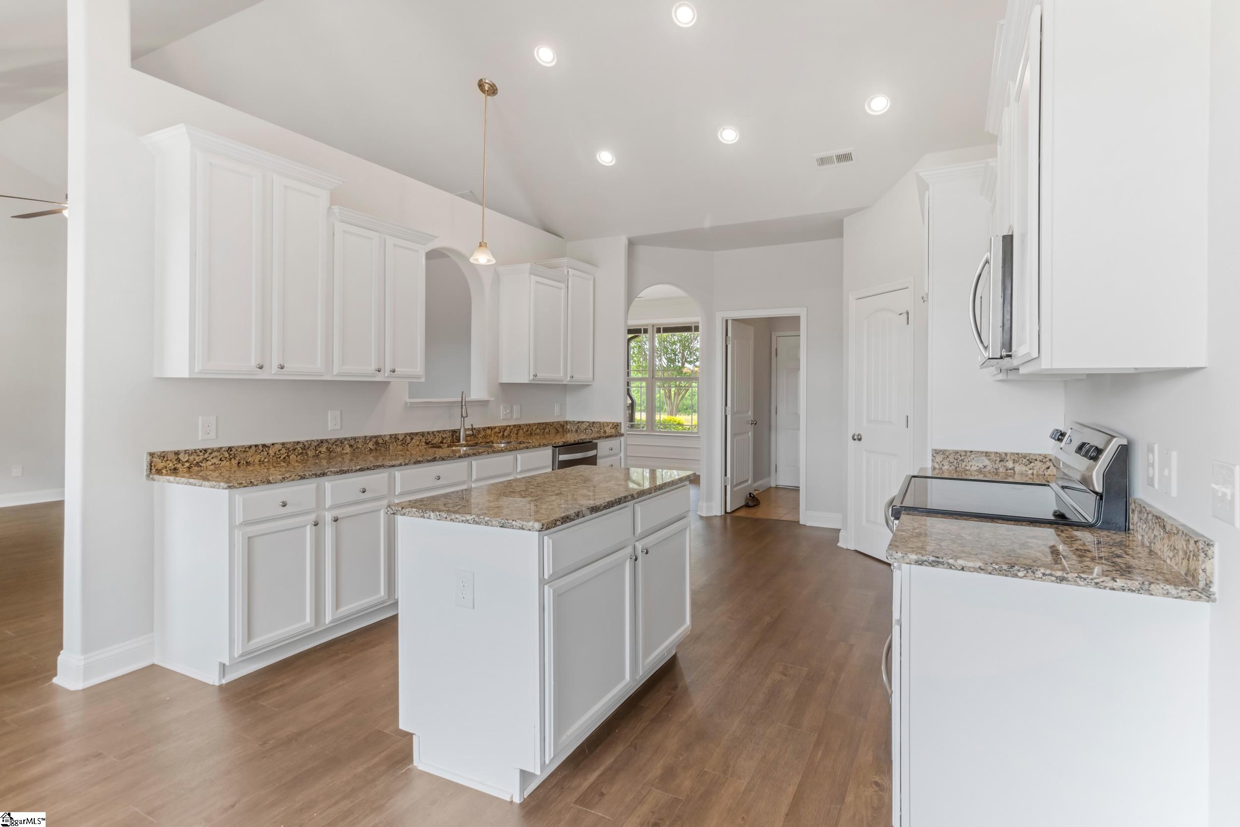 917 Garnet Drive Chesnee, SC 29323