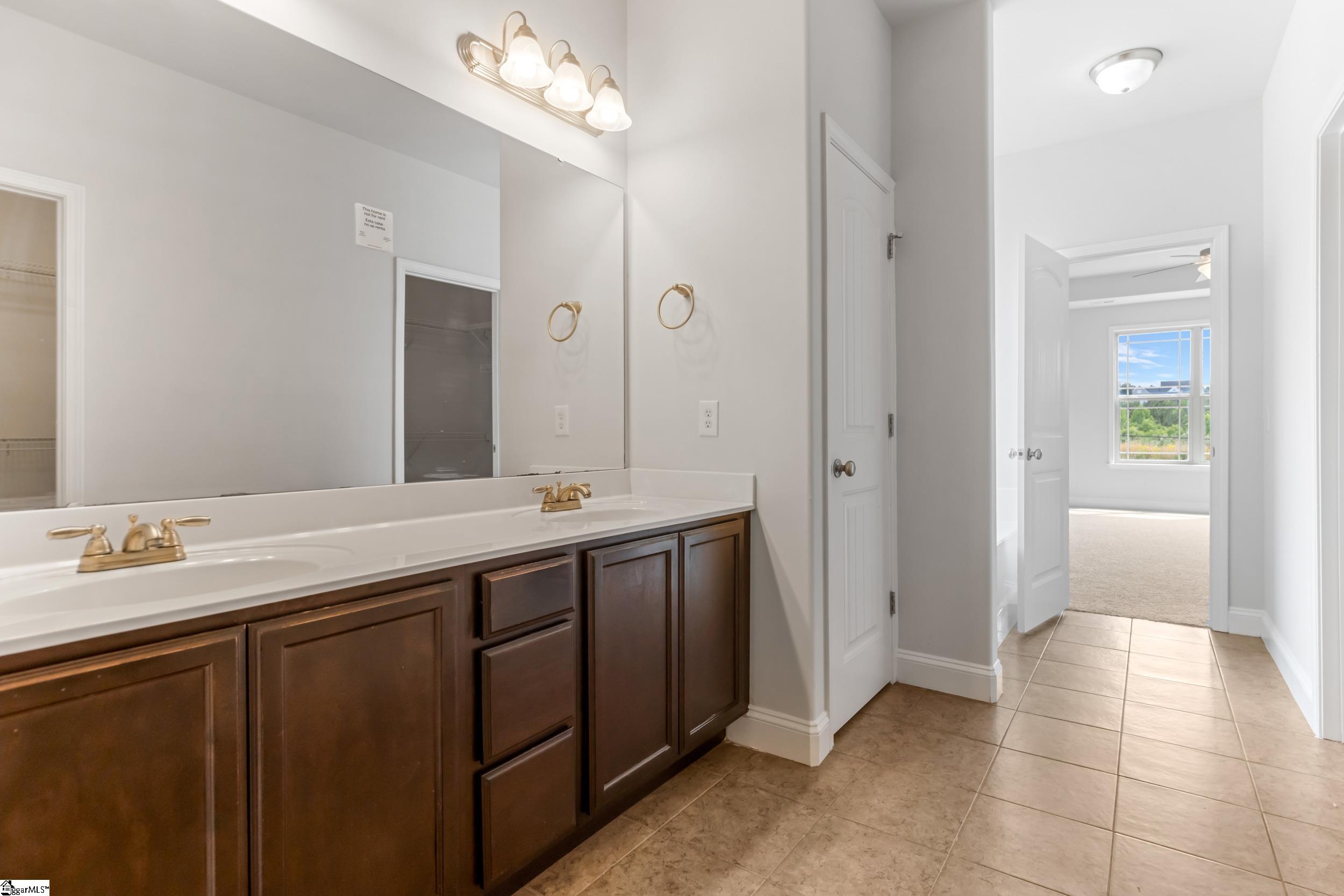 917 Garnet Drive Chesnee, SC 29323