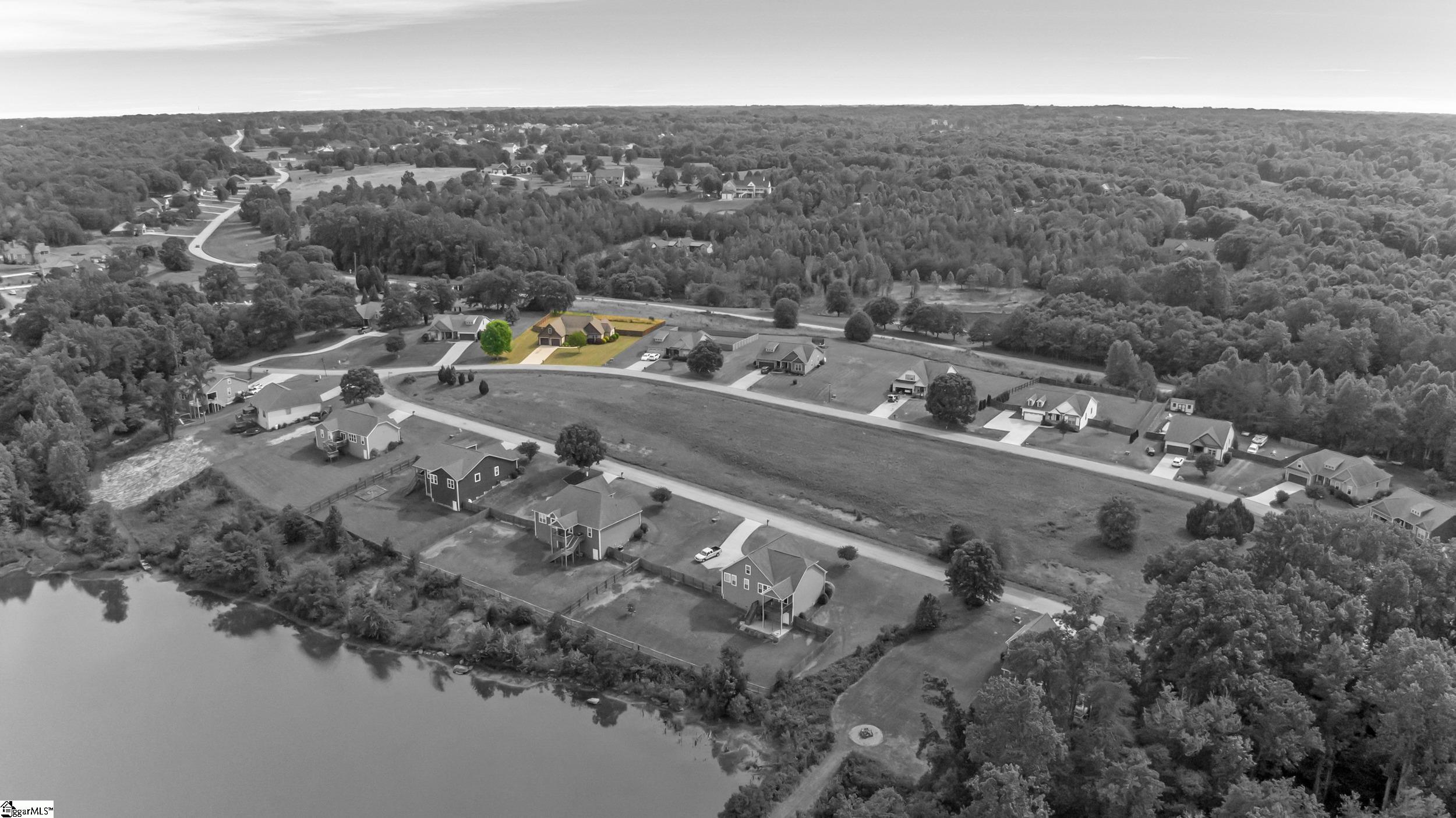 917 Garnet Drive Chesnee, SC 29323
