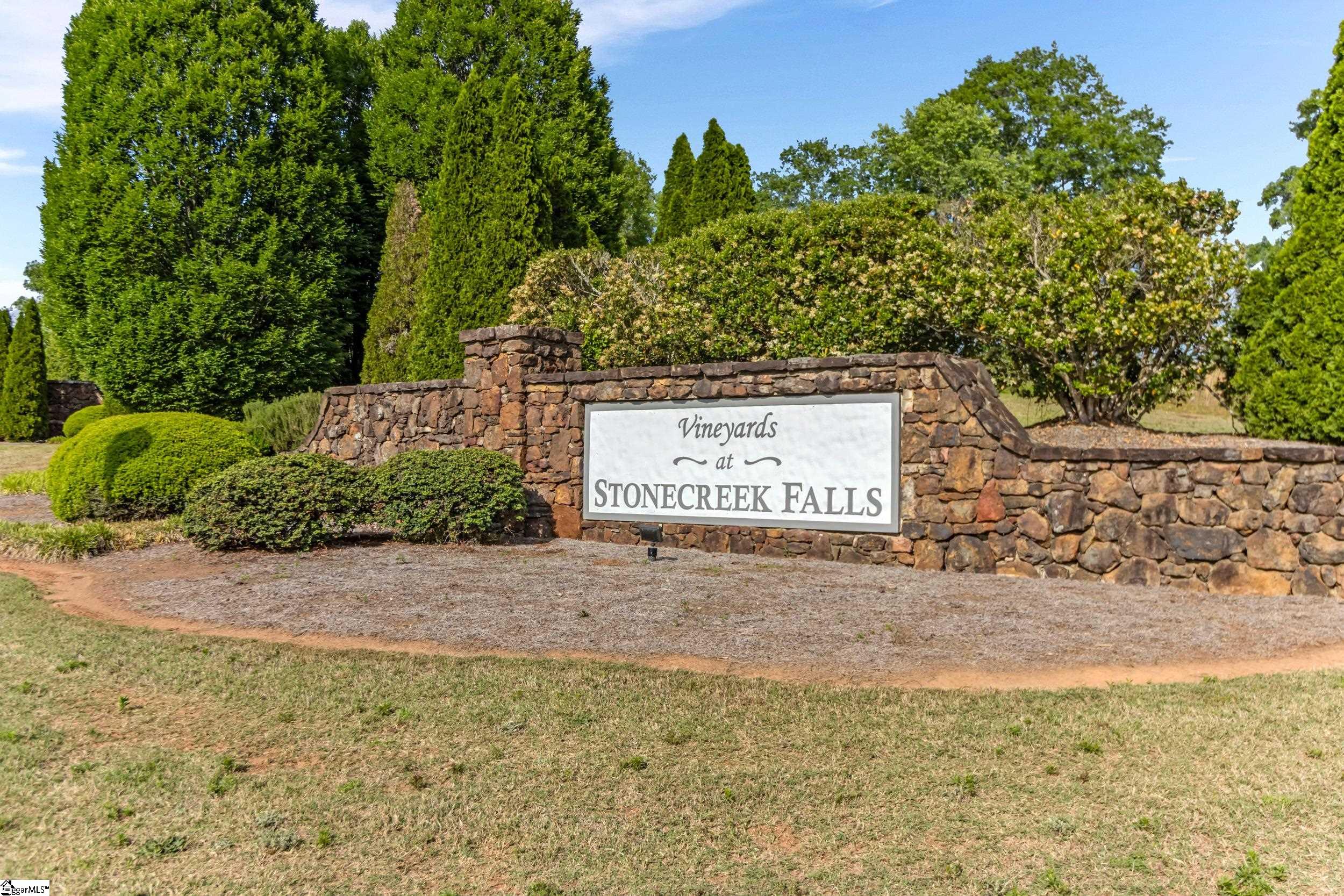 917 Garnet Drive Chesnee, SC 29323