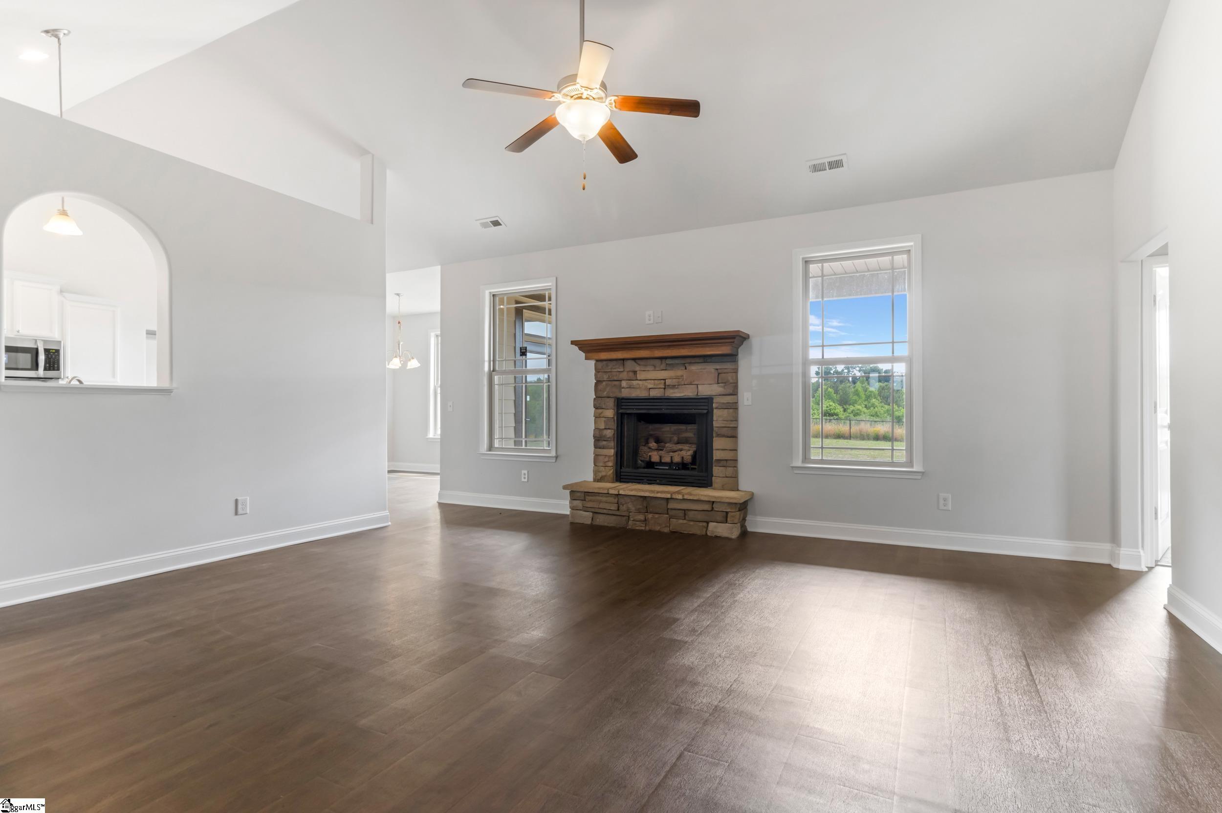 917 Garnet Drive Chesnee, SC 29323