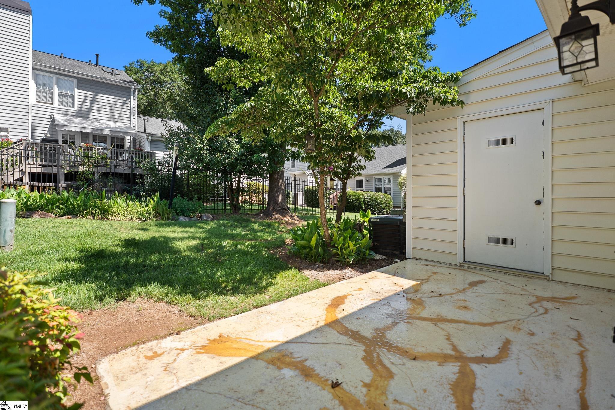 40 Wood Pointe Drive UNIT #29 Greenville, SC 29615