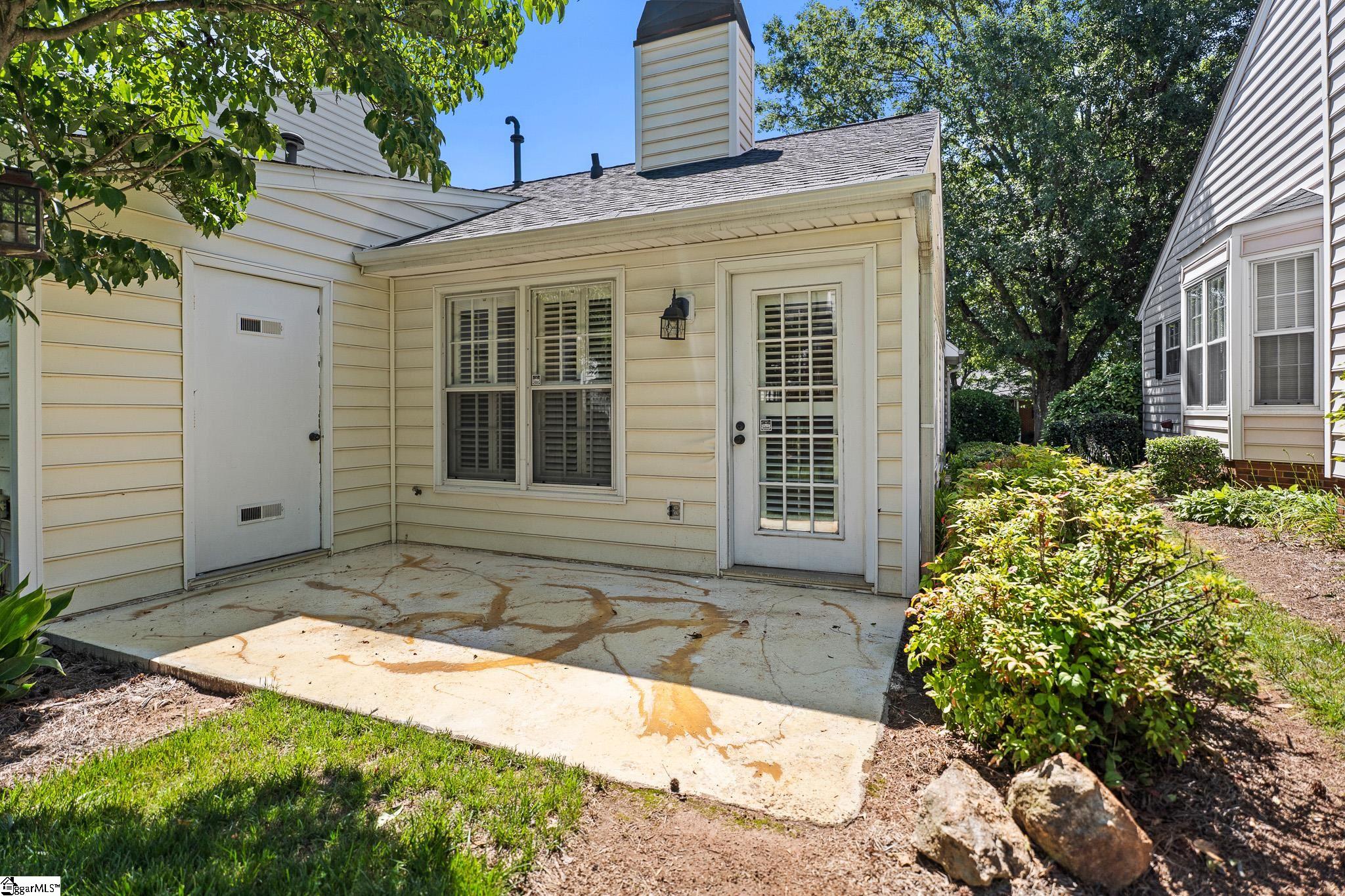 40 Wood Pointe Drive UNIT #29 Greenville, SC 29615