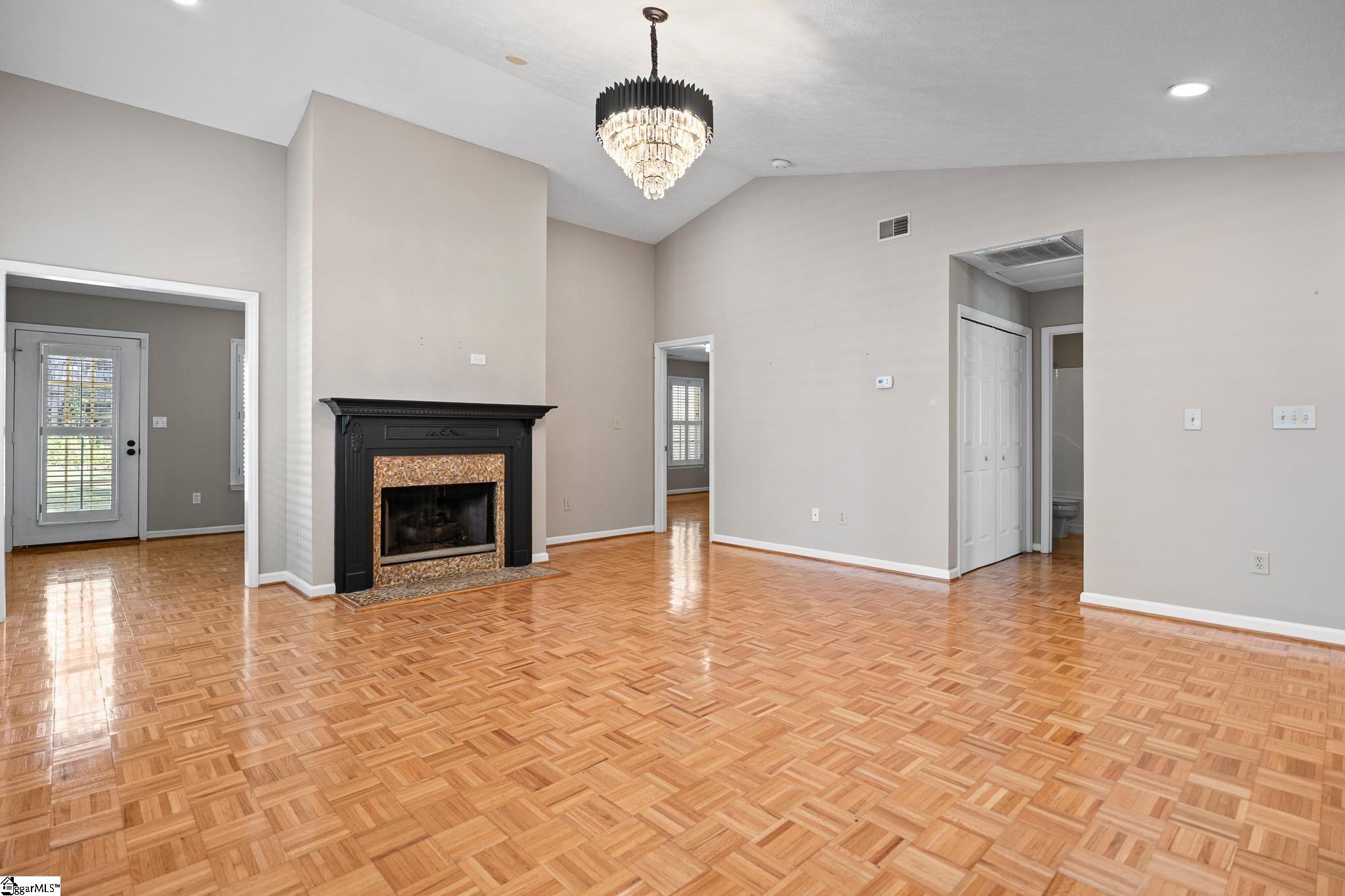 40 Wood Pointe Drive UNIT #29 Greenville, SC 29615