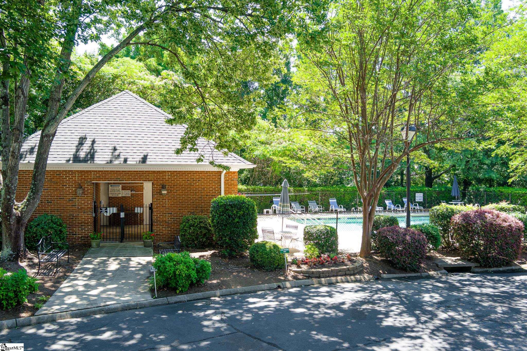 40 Wood Pointe Drive UNIT #29 Greenville, SC 29615