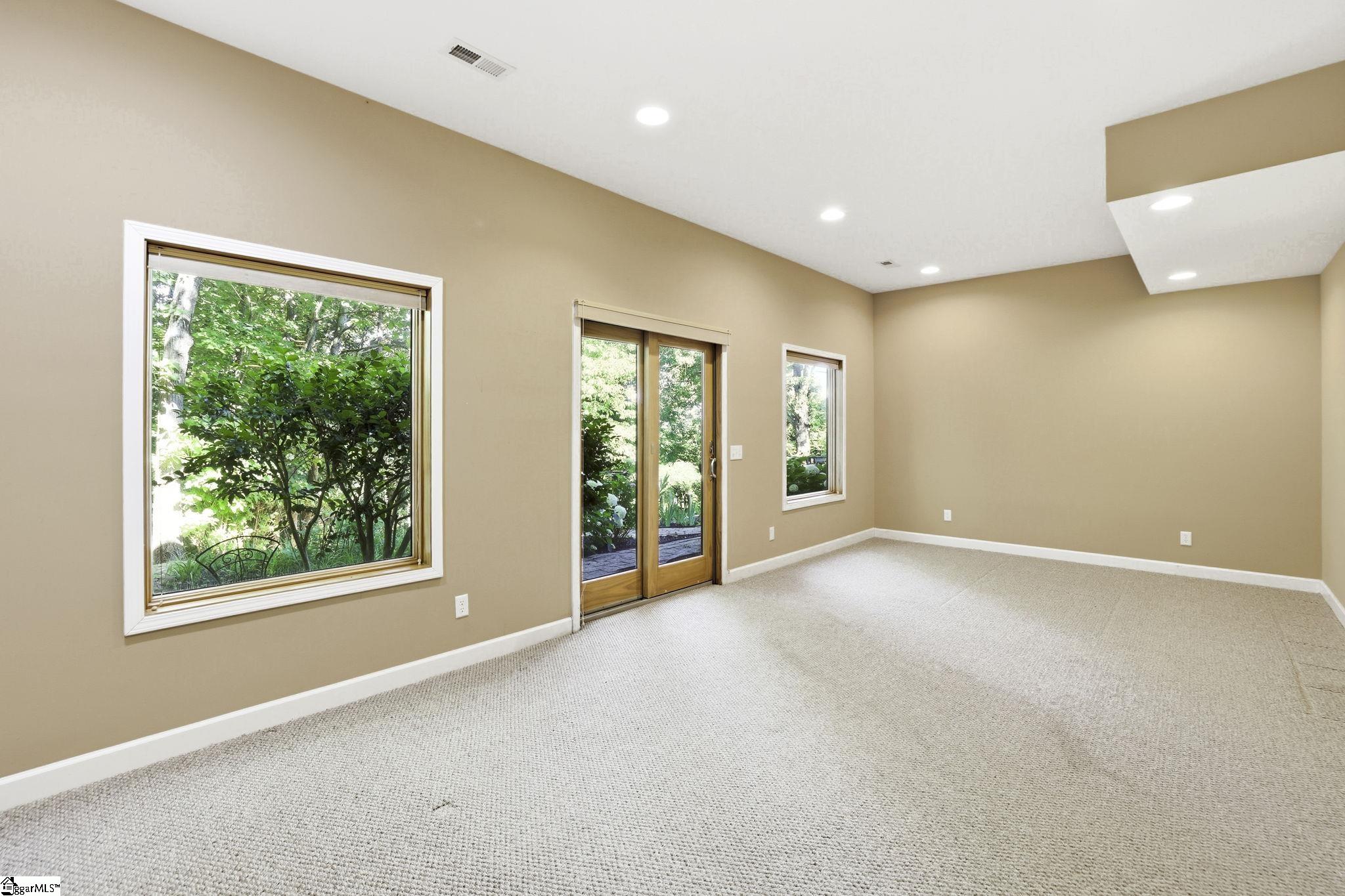 137 Laurel Falls Way Greenville, SC 29609