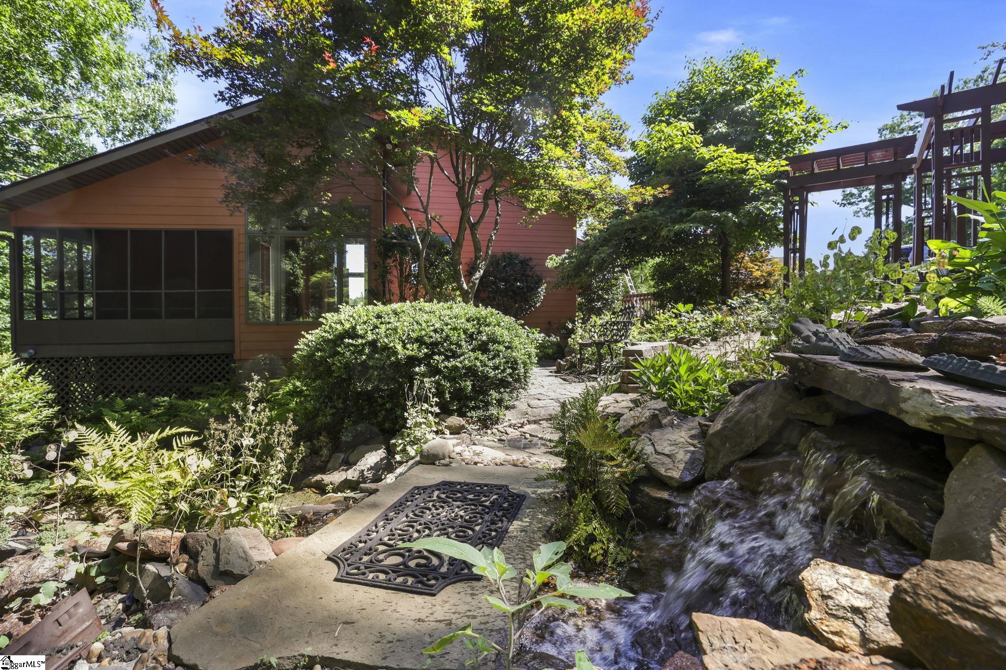 137 Laurel Falls Way Greenville, SC 29609