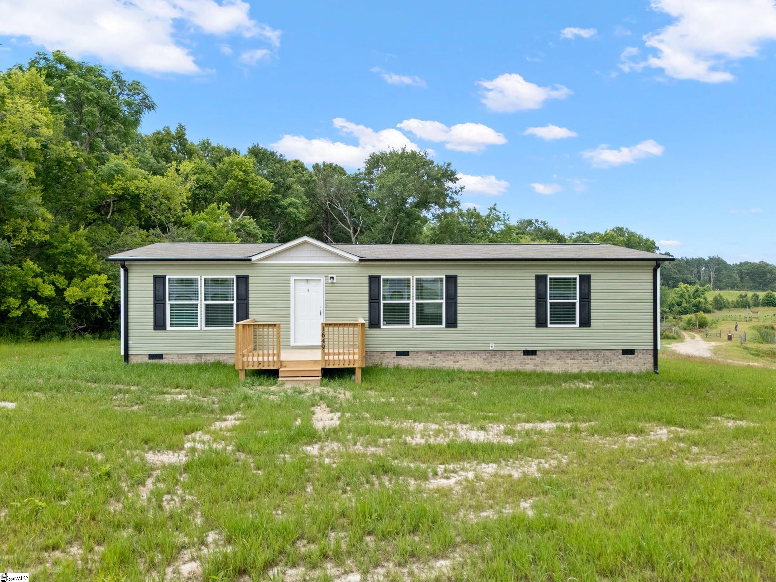 1649 Beaverdam Creek Road, Gray Court, SC 29645