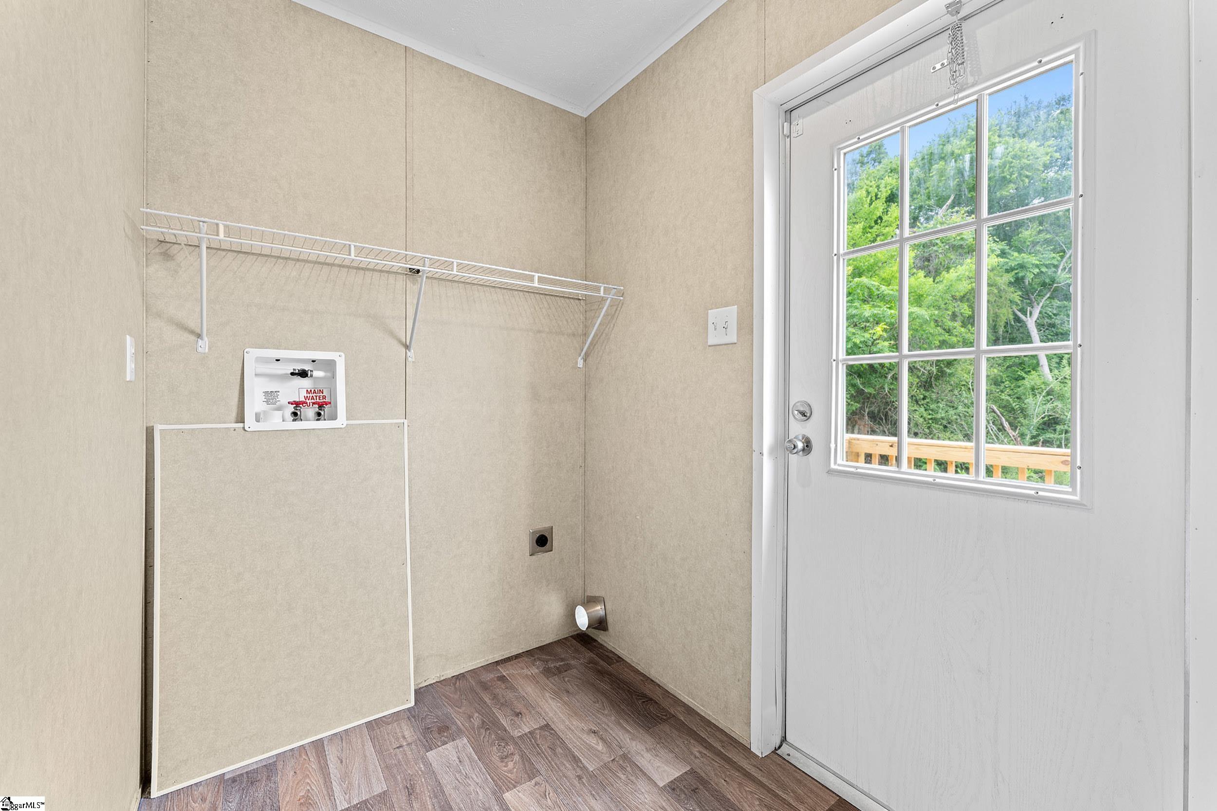 1649 Beaverdam Creek Road Gray Court, SC 29645