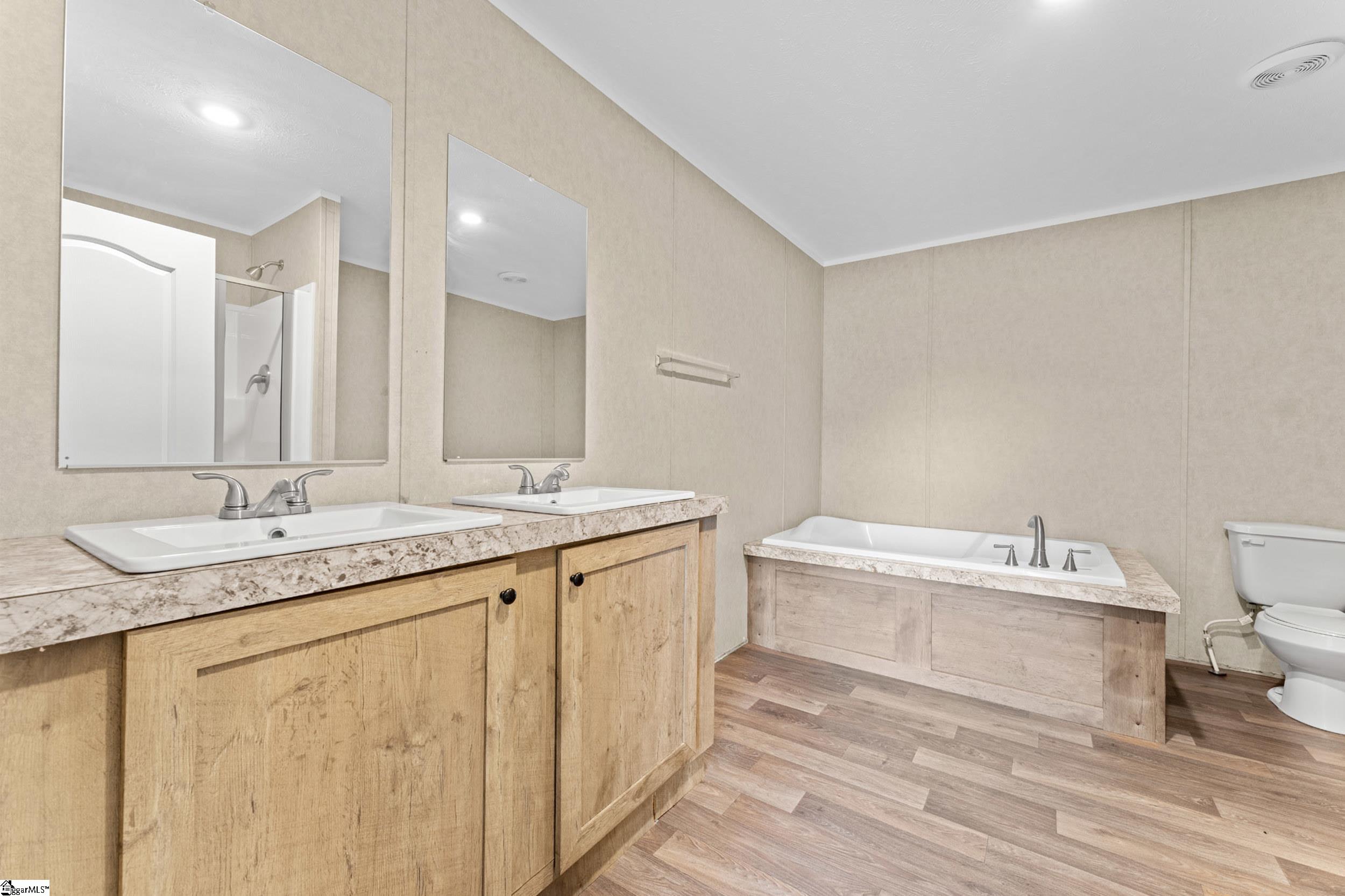 1649 Beaverdam Creek Road Gray Court, SC 29645