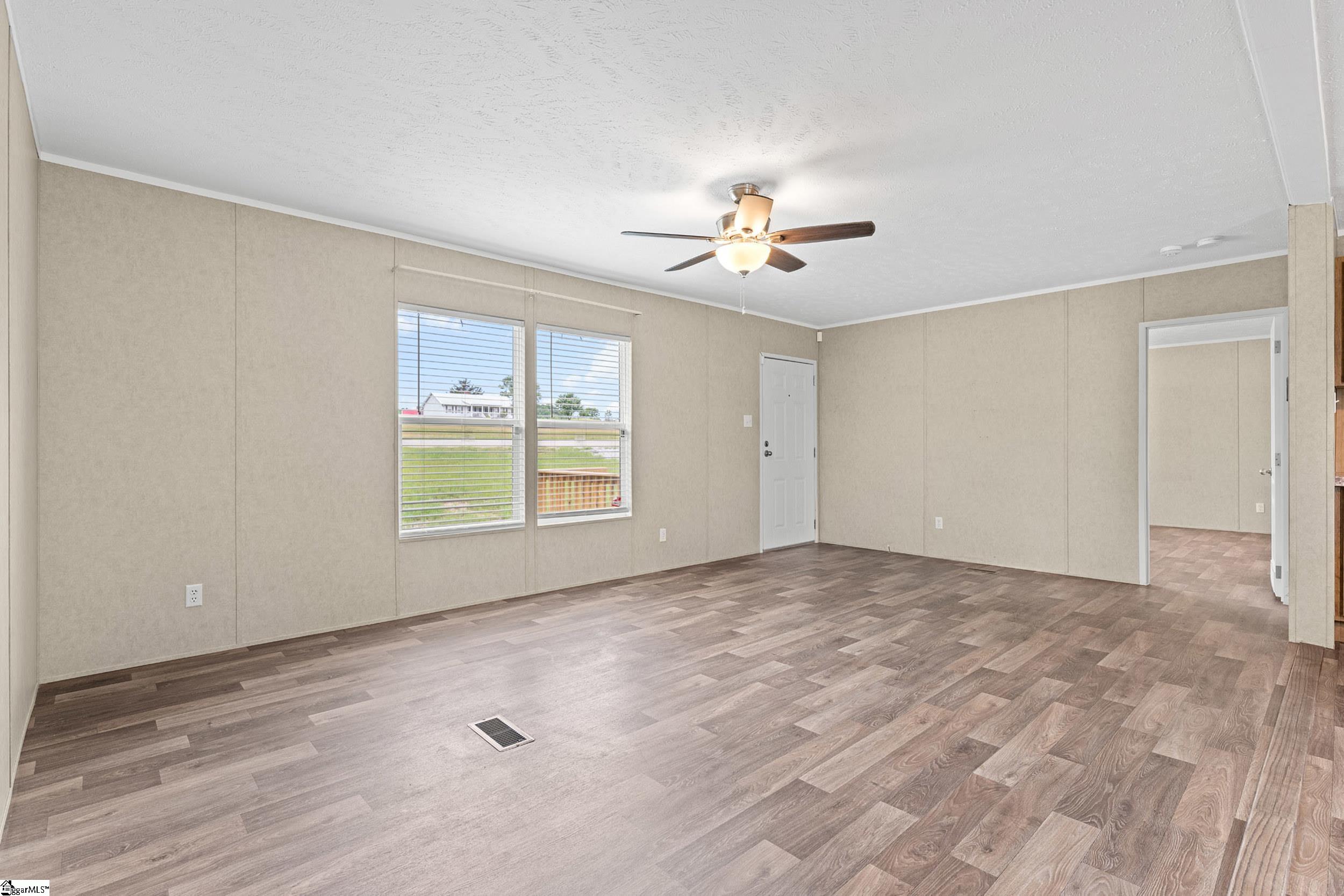 1649 Beaverdam Creek Road Gray Court, SC 29645