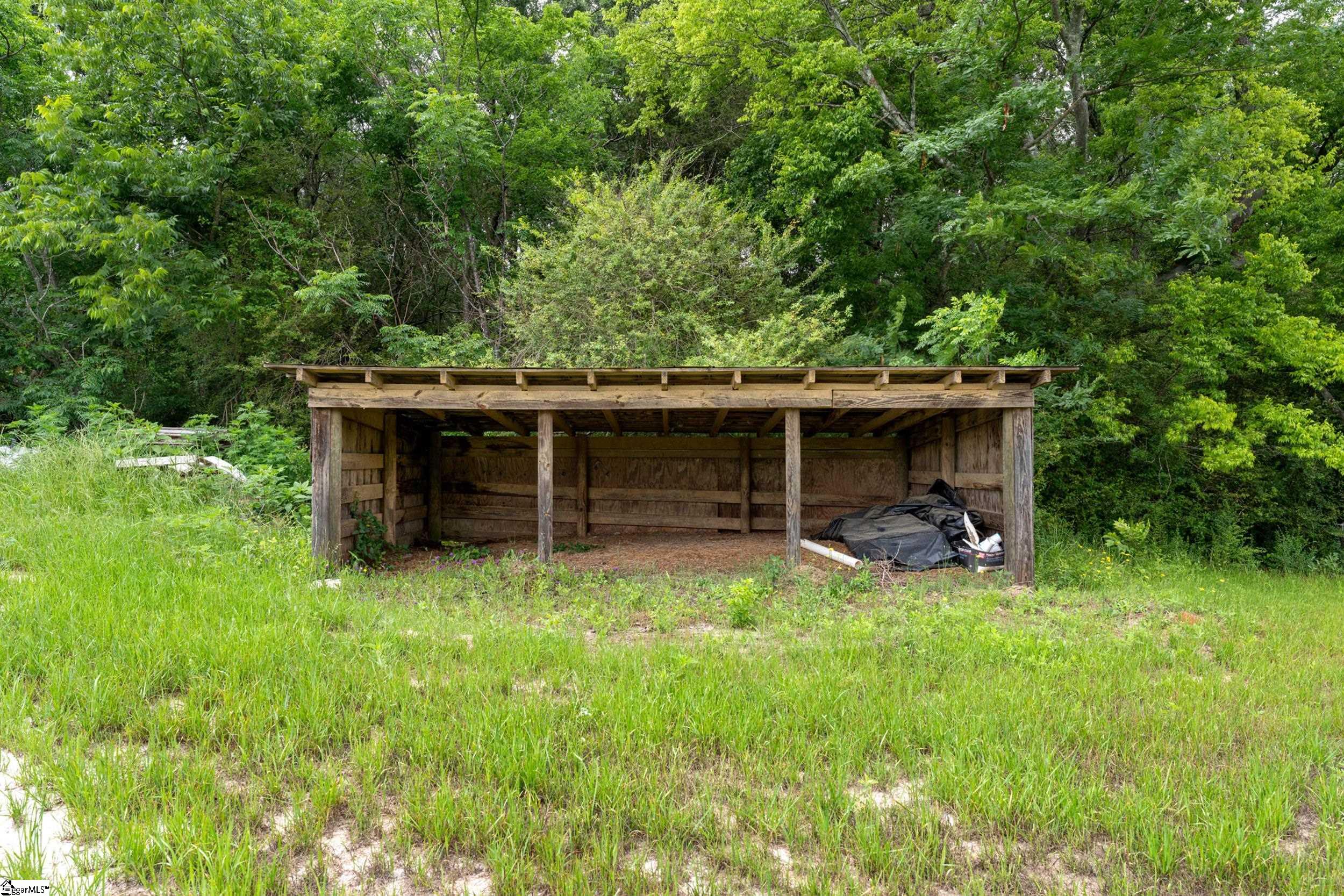 1649 Beaverdam Creek Road Gray Court, SC 29645