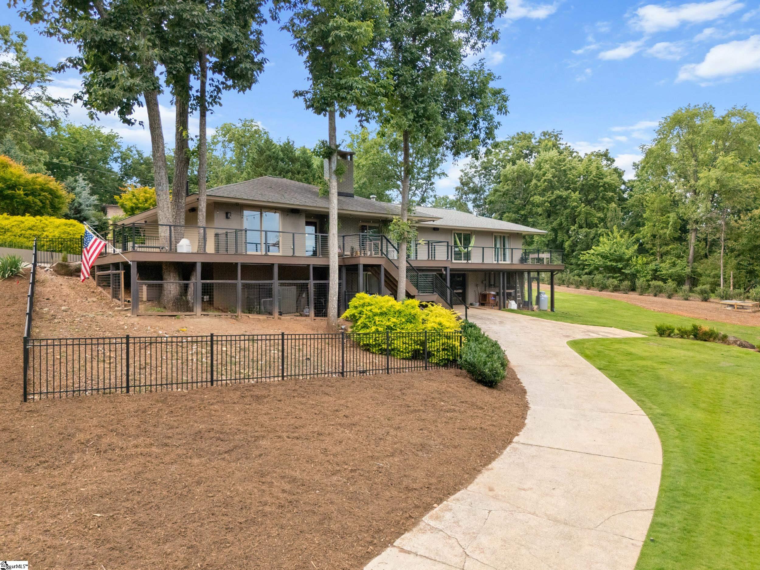 315 Fairview Drive Greenville, SC 29609