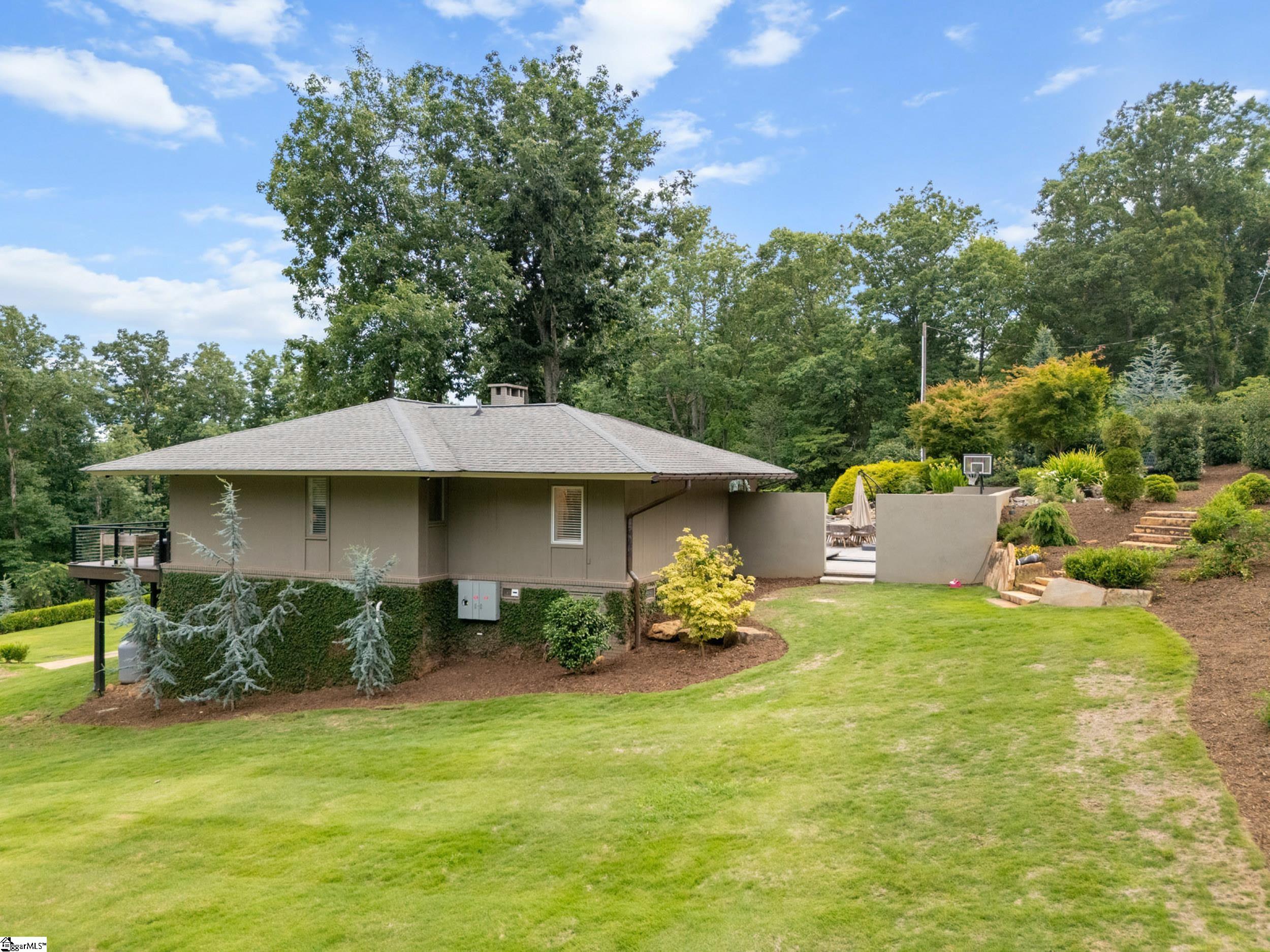 315 Fairview Drive Greenville, SC 29609