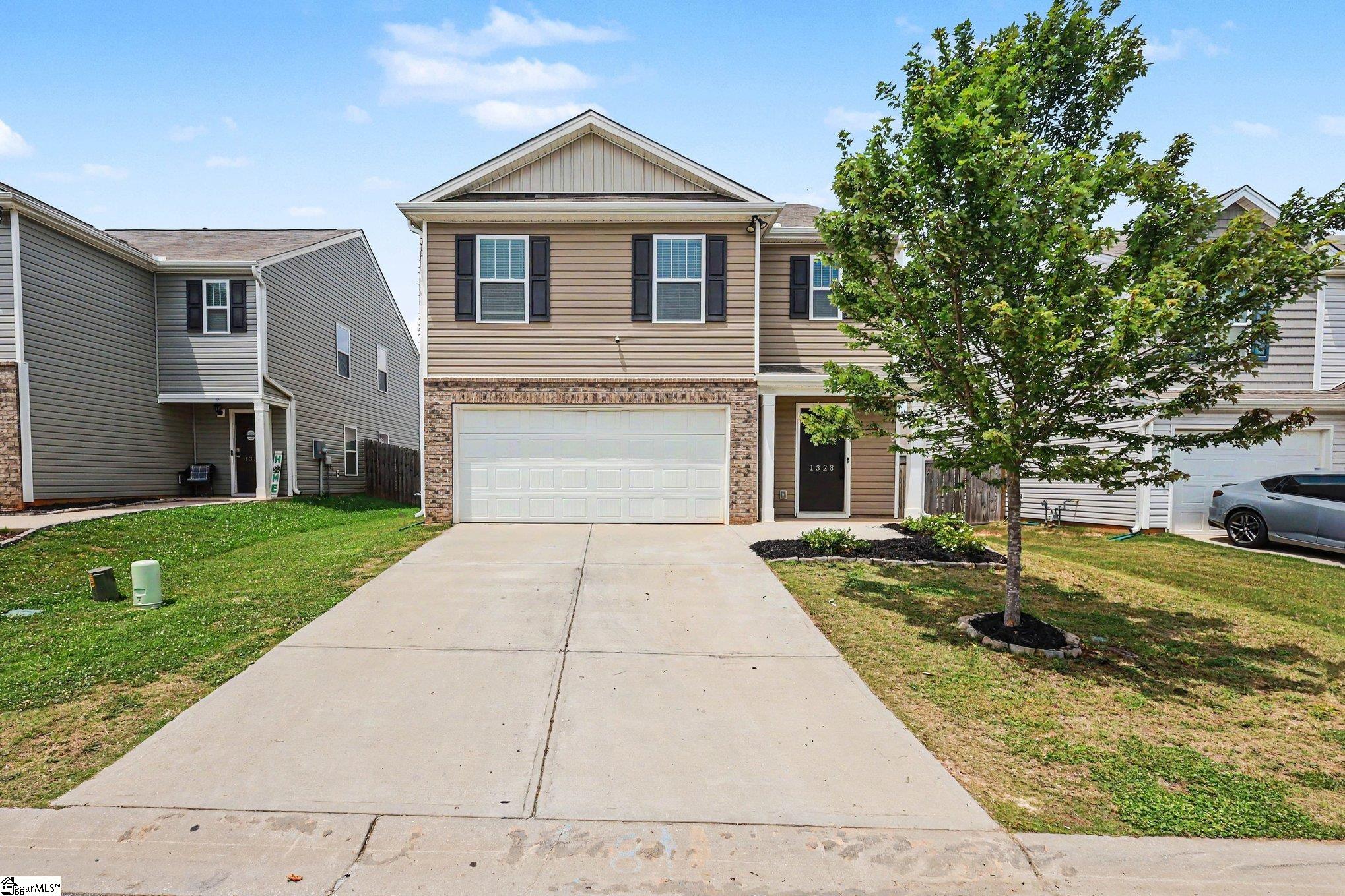 1328 Ledsham Court Greer, SC 29651