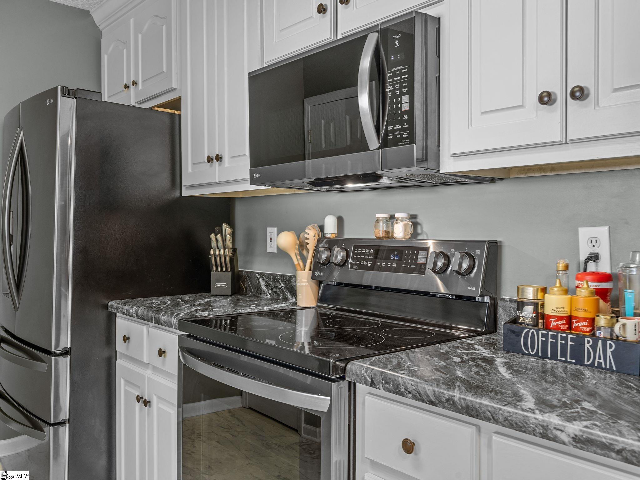 635 Shadow Dance Lane Boiling Springs, SC 29316