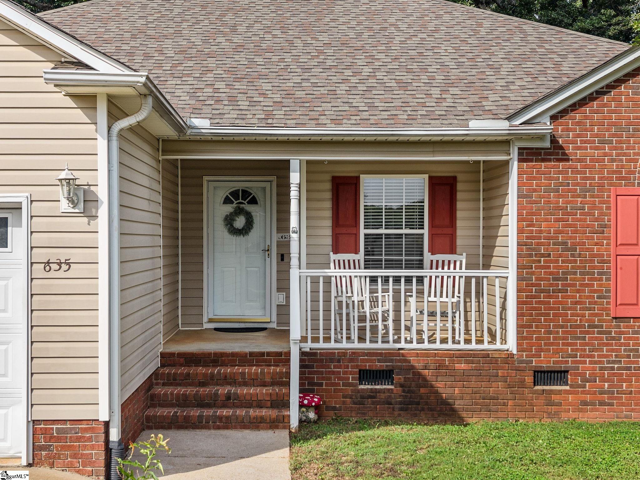 635 Shadow Dance Lane Boiling Springs, SC 29316