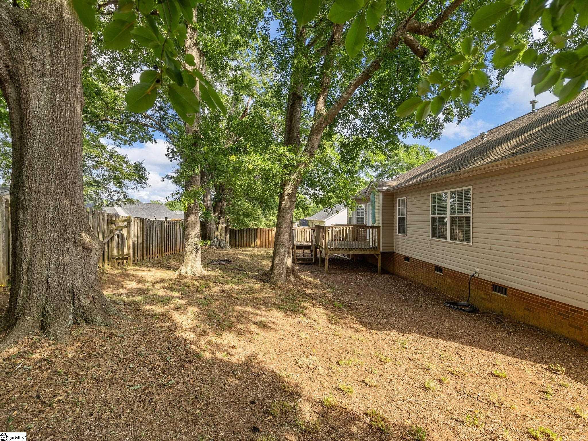 635 Shadow Dance Lane Boiling Springs, SC 29316