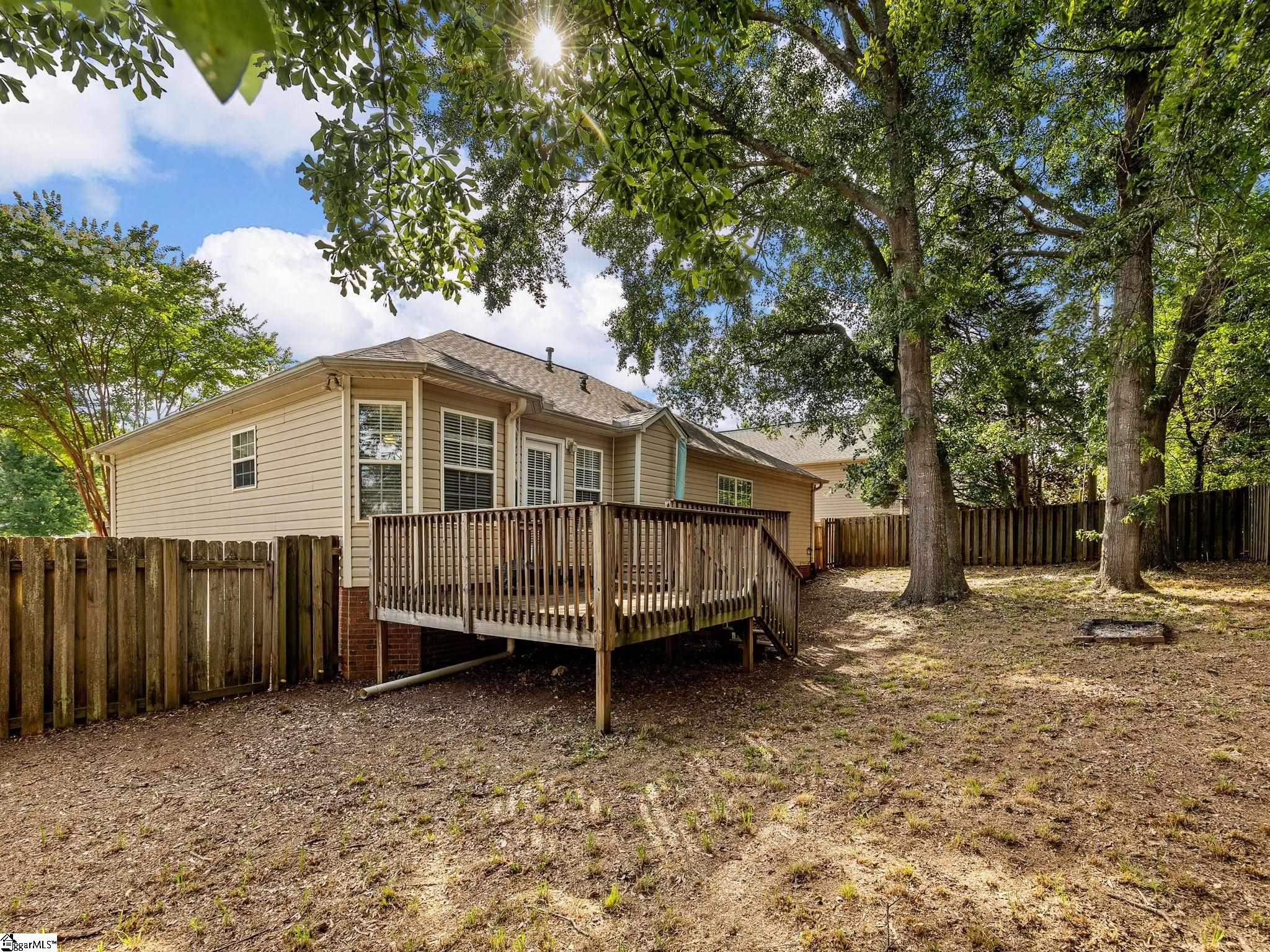 635 Shadow Dance Lane Boiling Springs, SC 29316