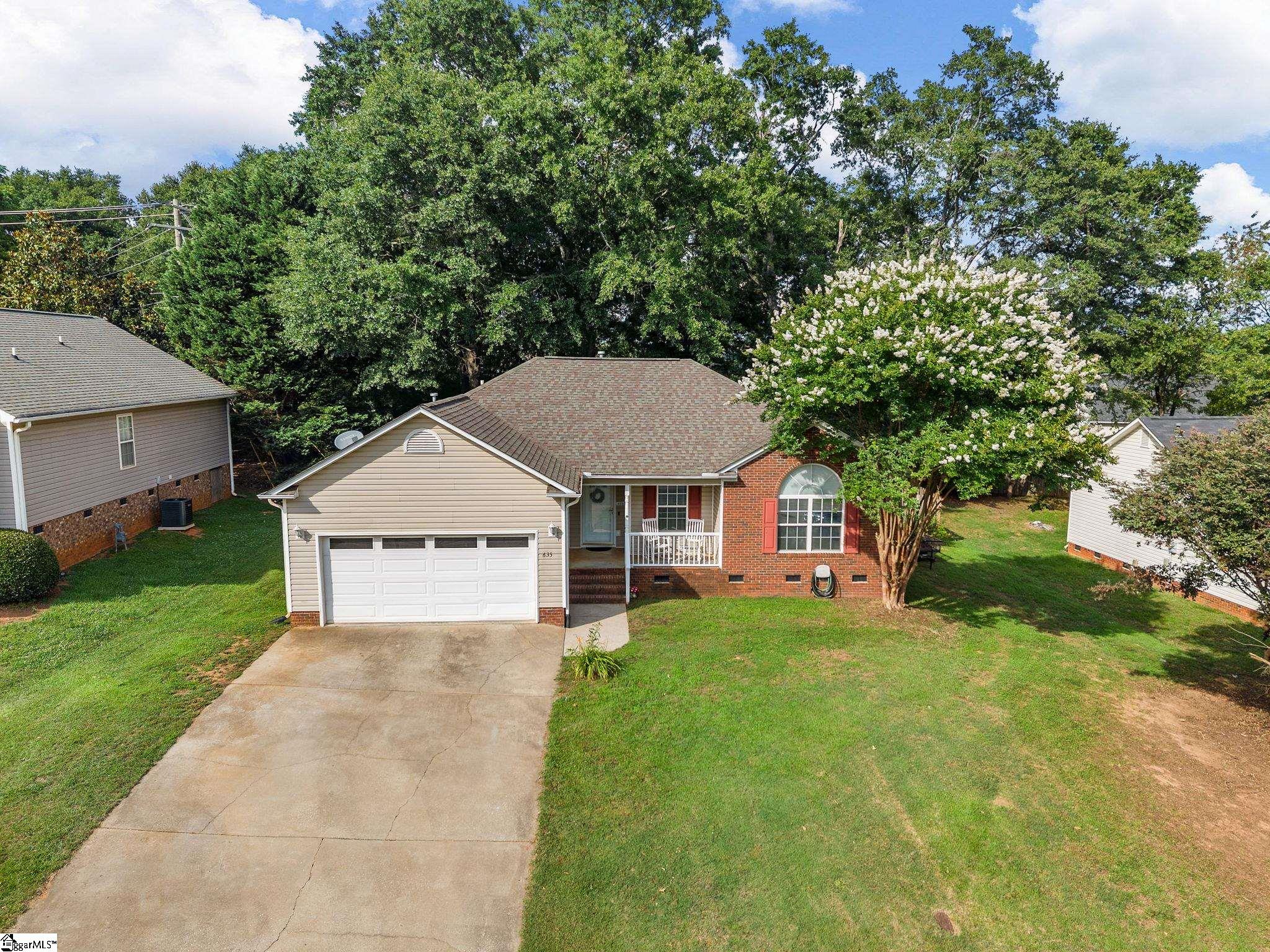 635 Shadow Dance Lane Boiling Springs, SC 29316