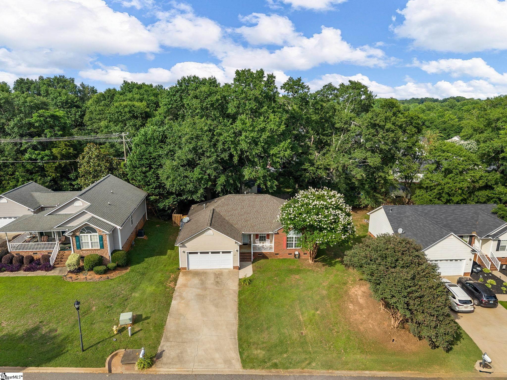 635 Shadow Dance Lane Boiling Springs, SC 29316