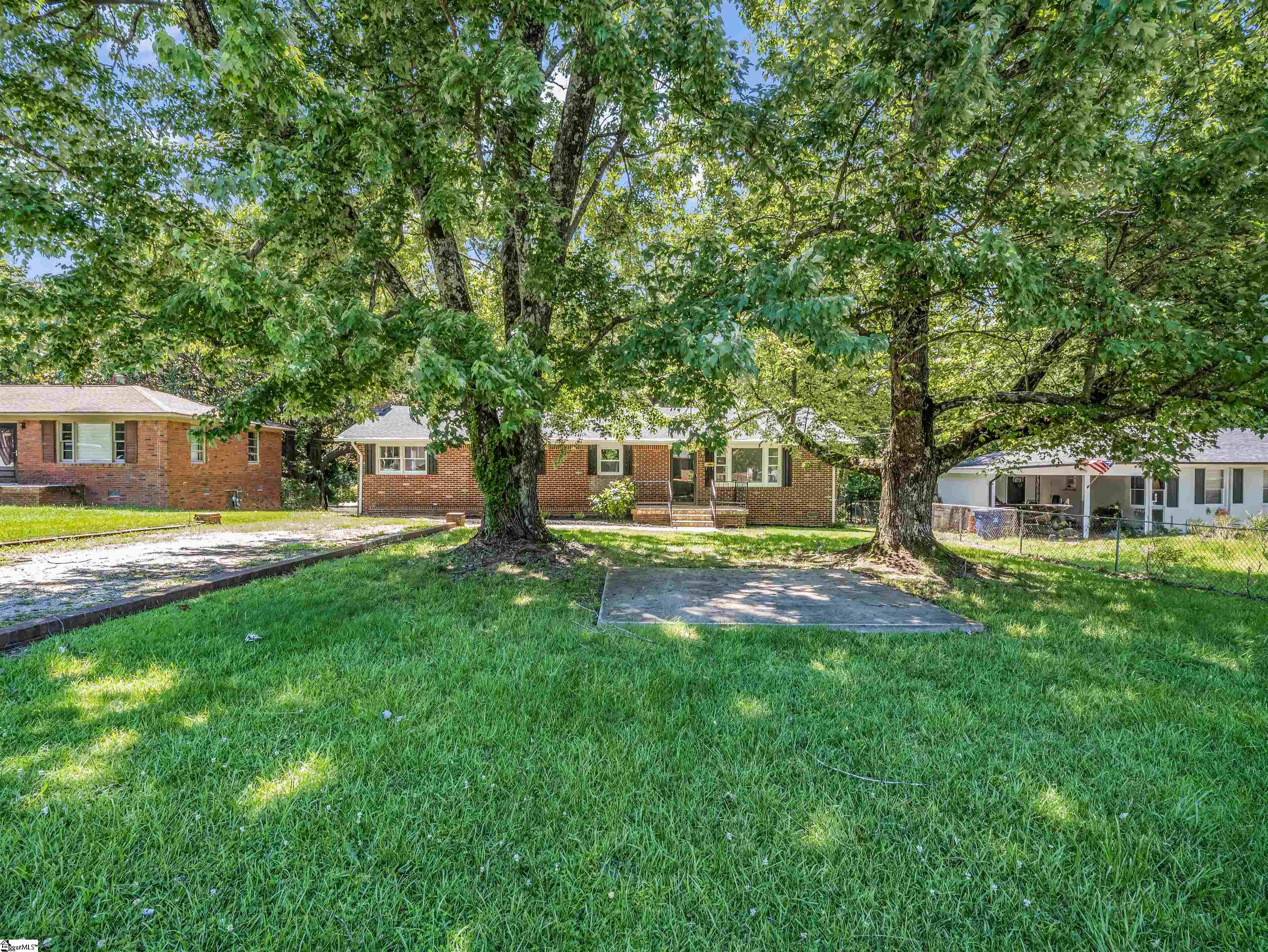 453 Lucerne Drive Spartanburg, SC 29302