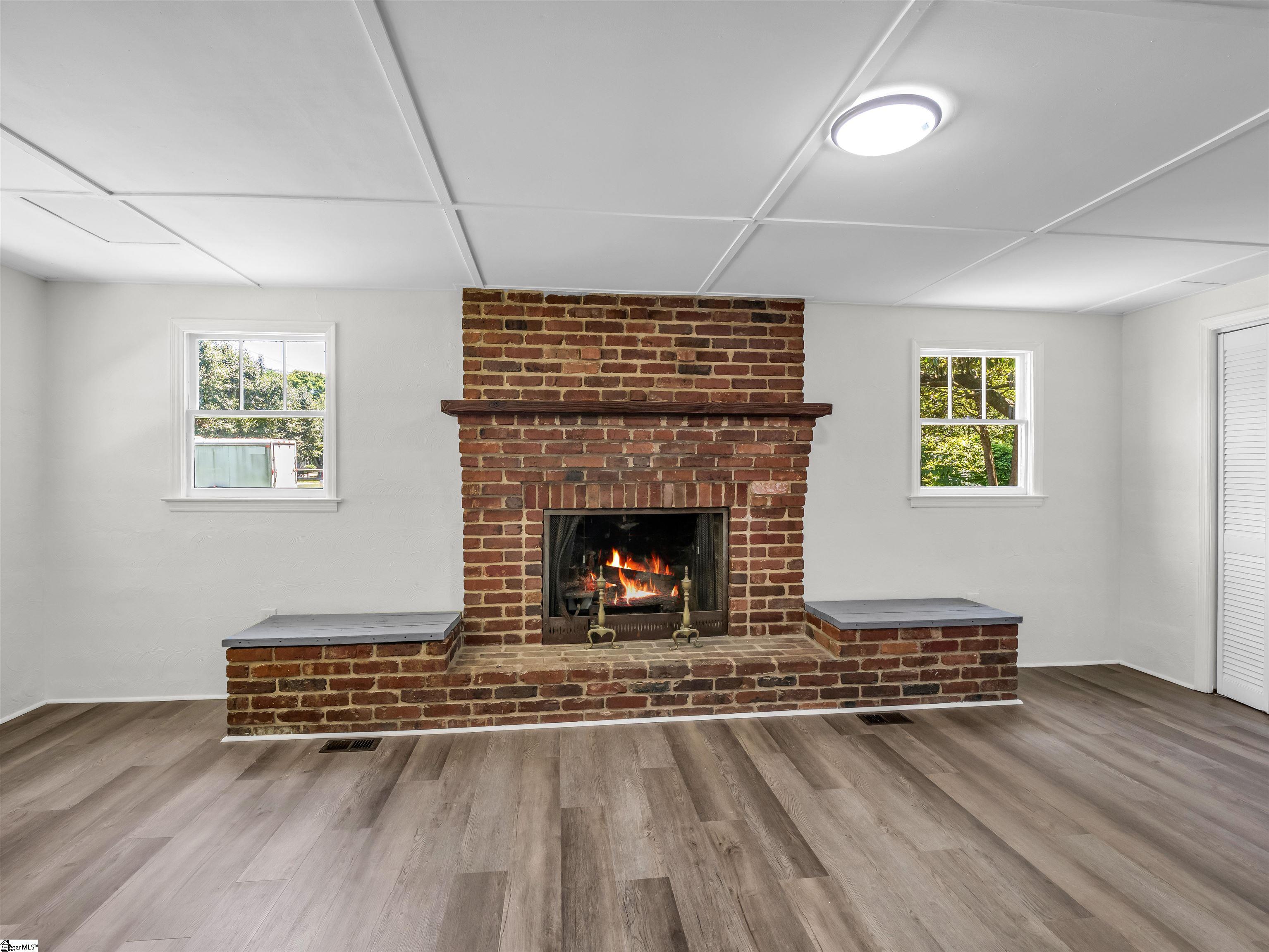 453 Lucerne Drive Spartanburg, SC 29302
