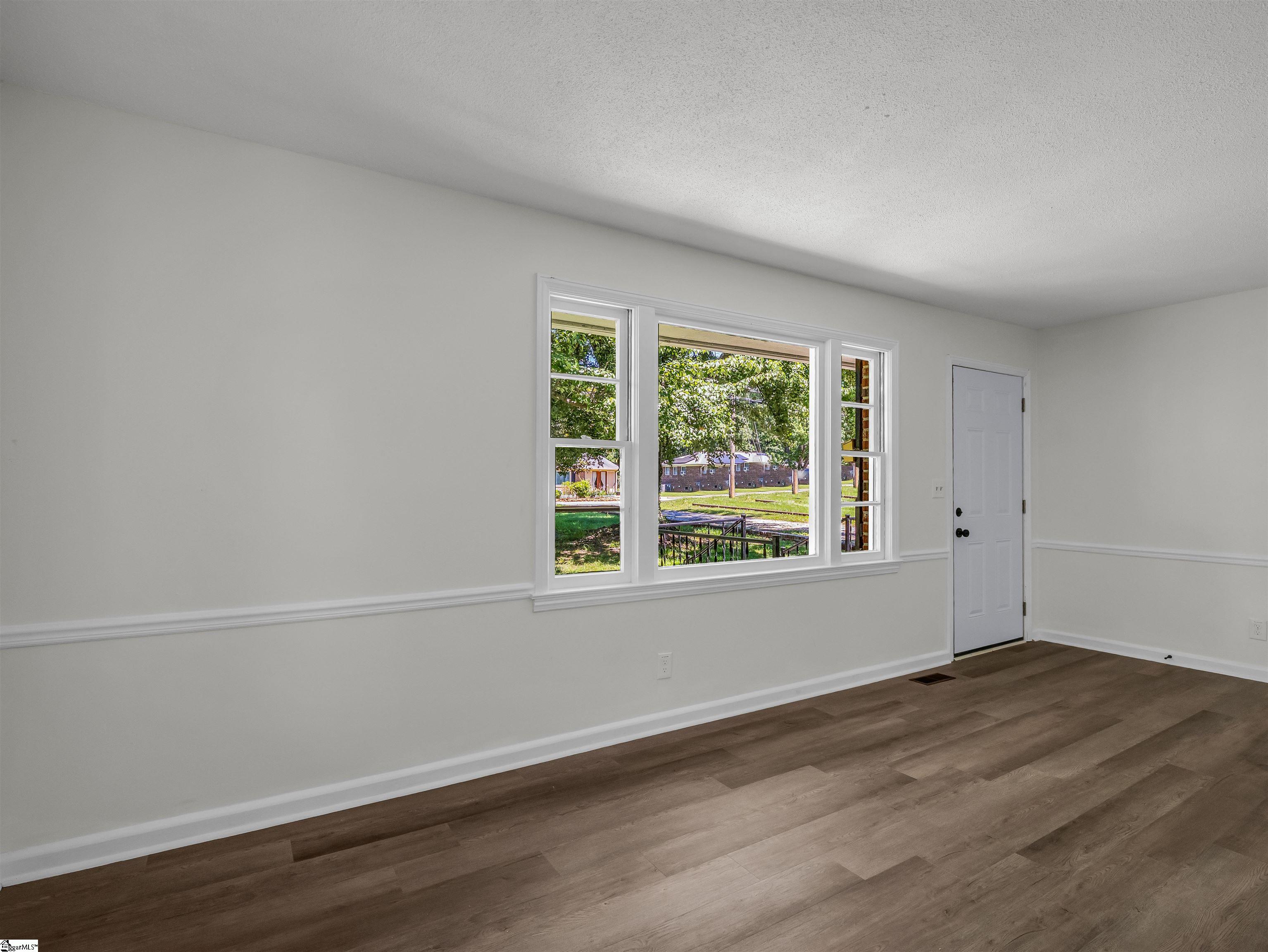 453 Lucerne Drive Spartanburg, SC 29302