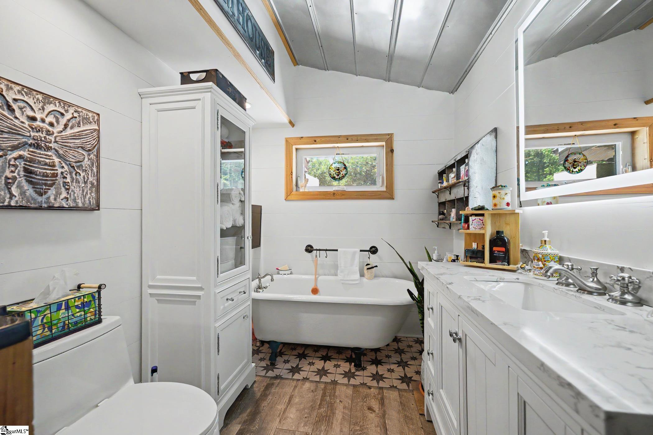 2261 Fews Chapel Road Greer, SC 29651