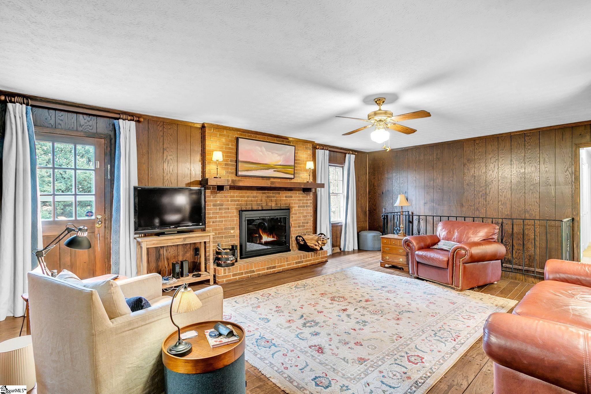 639 Sulphur Springs Road Greenville, SC 29617