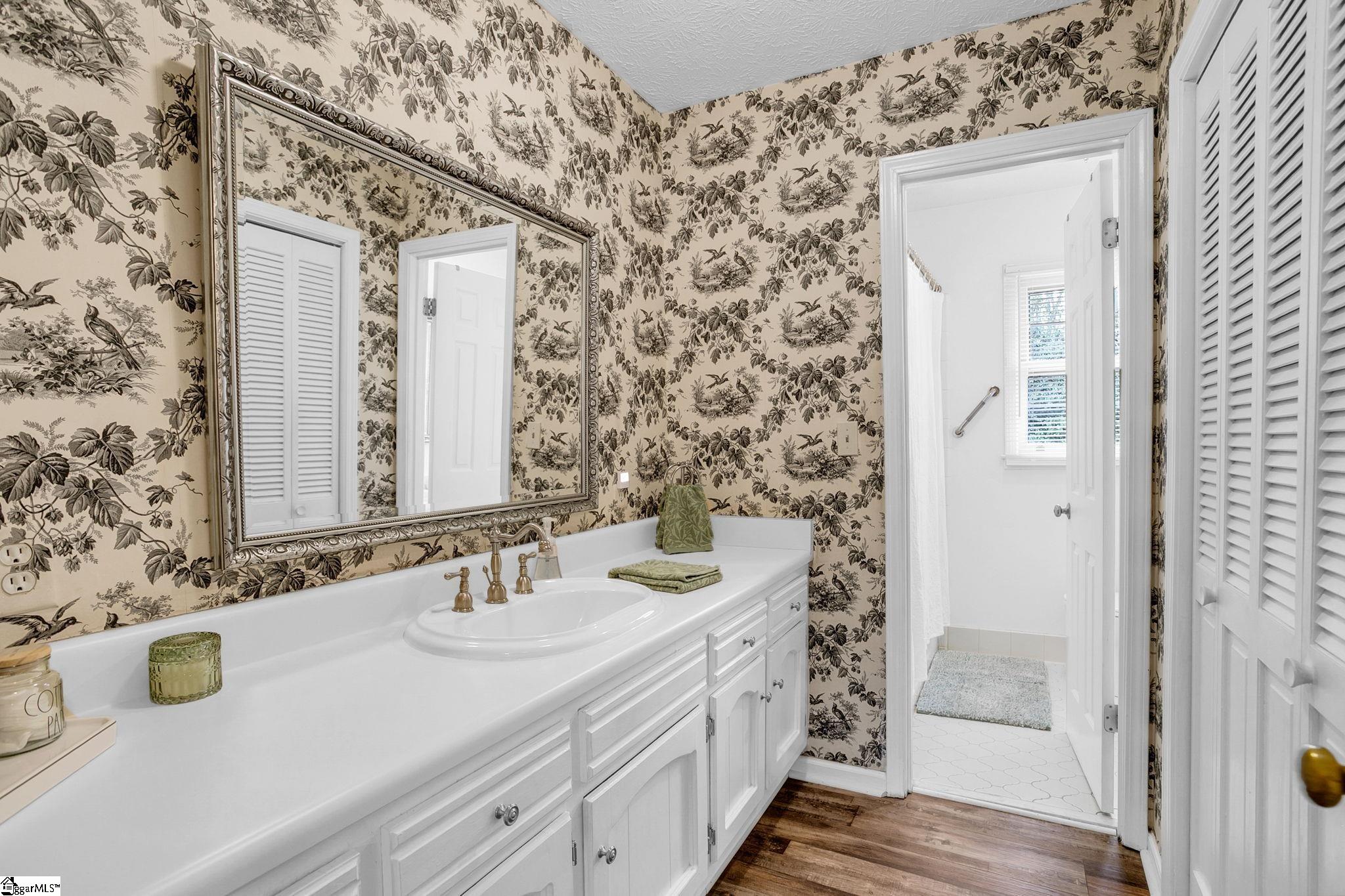 639 Sulphur Springs Road Greenville, SC 29617